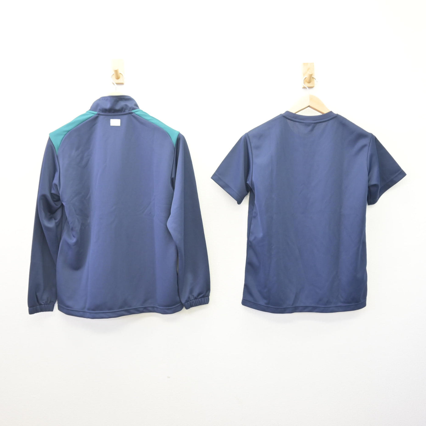 【中古】神奈川県 座間高等学校 女子制服 3点 (ジャージ 上・体操服 上・体操服 下) sf114601