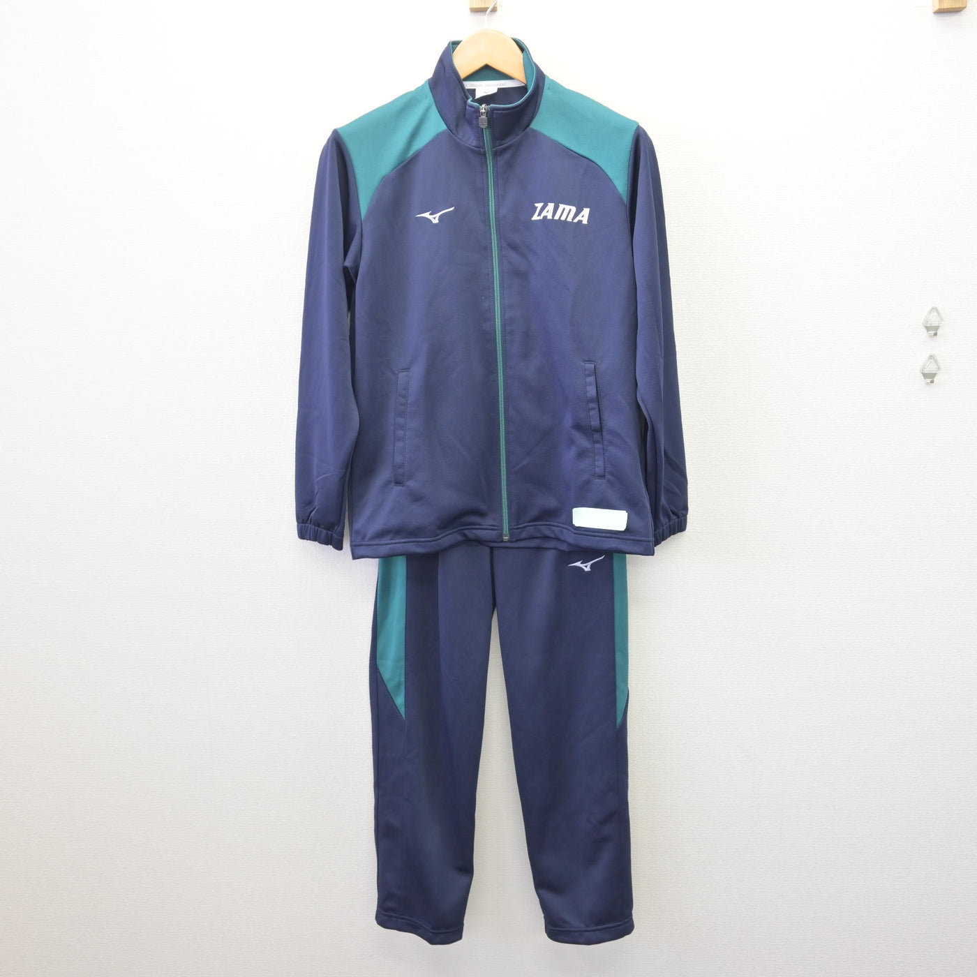 【中古】神奈川県 座間高等学校 女子制服 2点 (ジャージ 上・ジャージ 下) sf114602