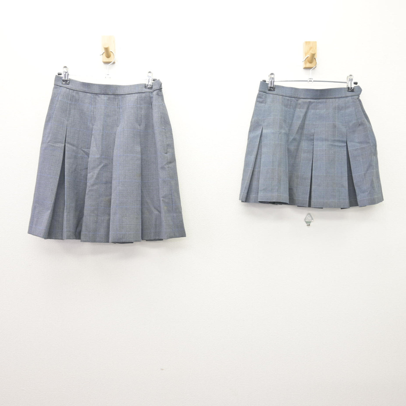 【中古】神奈川県 上矢部高等学校 女子制服 4点 (ブレザー・スカート・スカート) sf114634