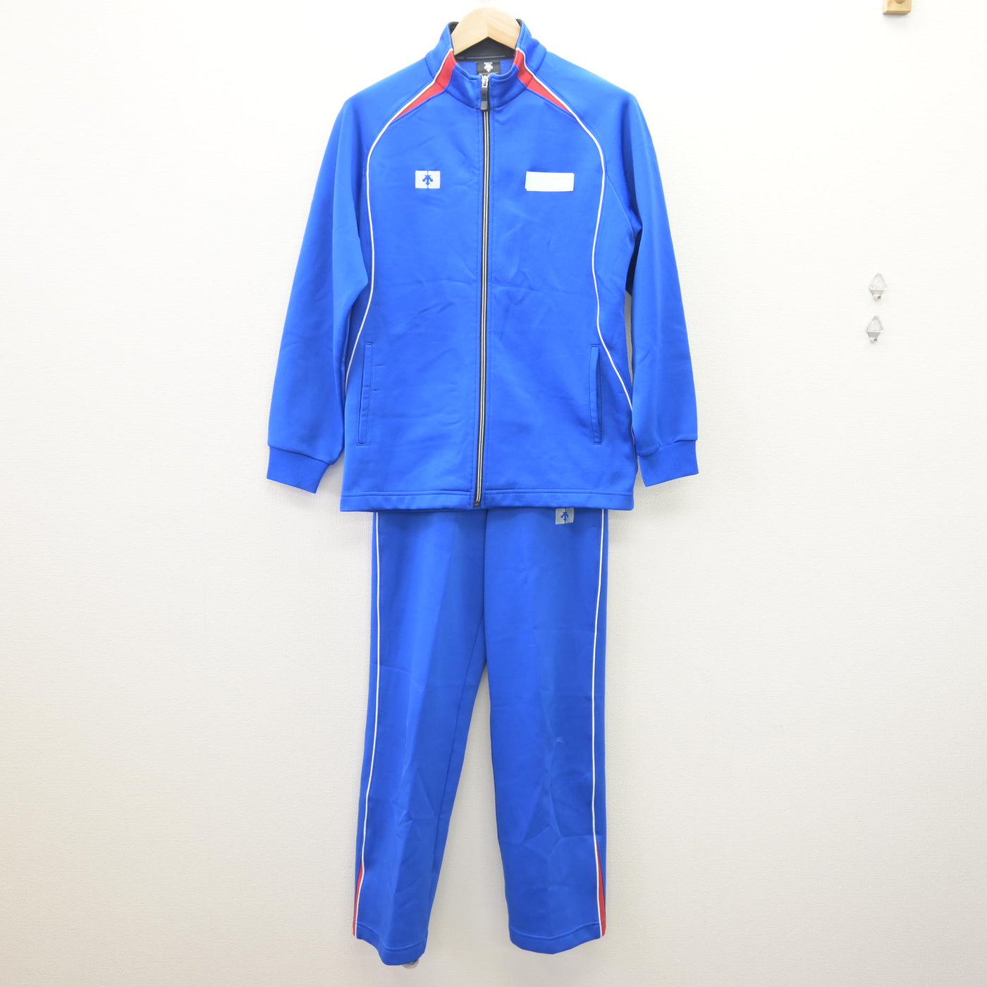 【中古】北海道 深川西高等学校 女子制服 2点 (ジャージ 上・ジャージ 下) sf114690