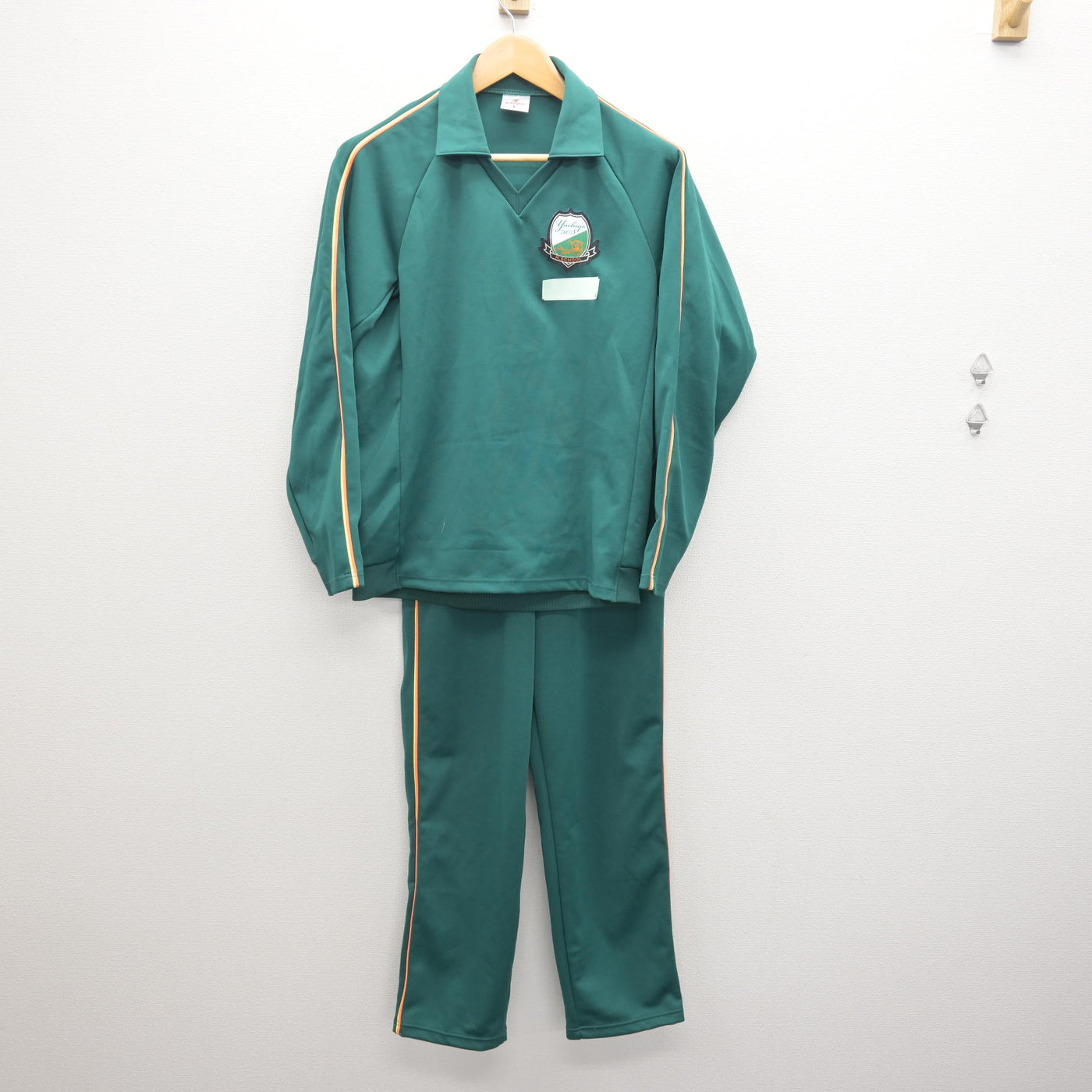 【中古】千葉県 八千代高等学校 女子制服 2点 (ジャージ 上・ジャージ 下) sf114700