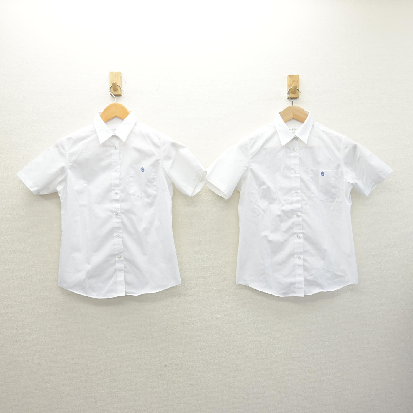 【中古】東京都 雪谷高等学校 女子制服 2点 (シャツ) sf114703