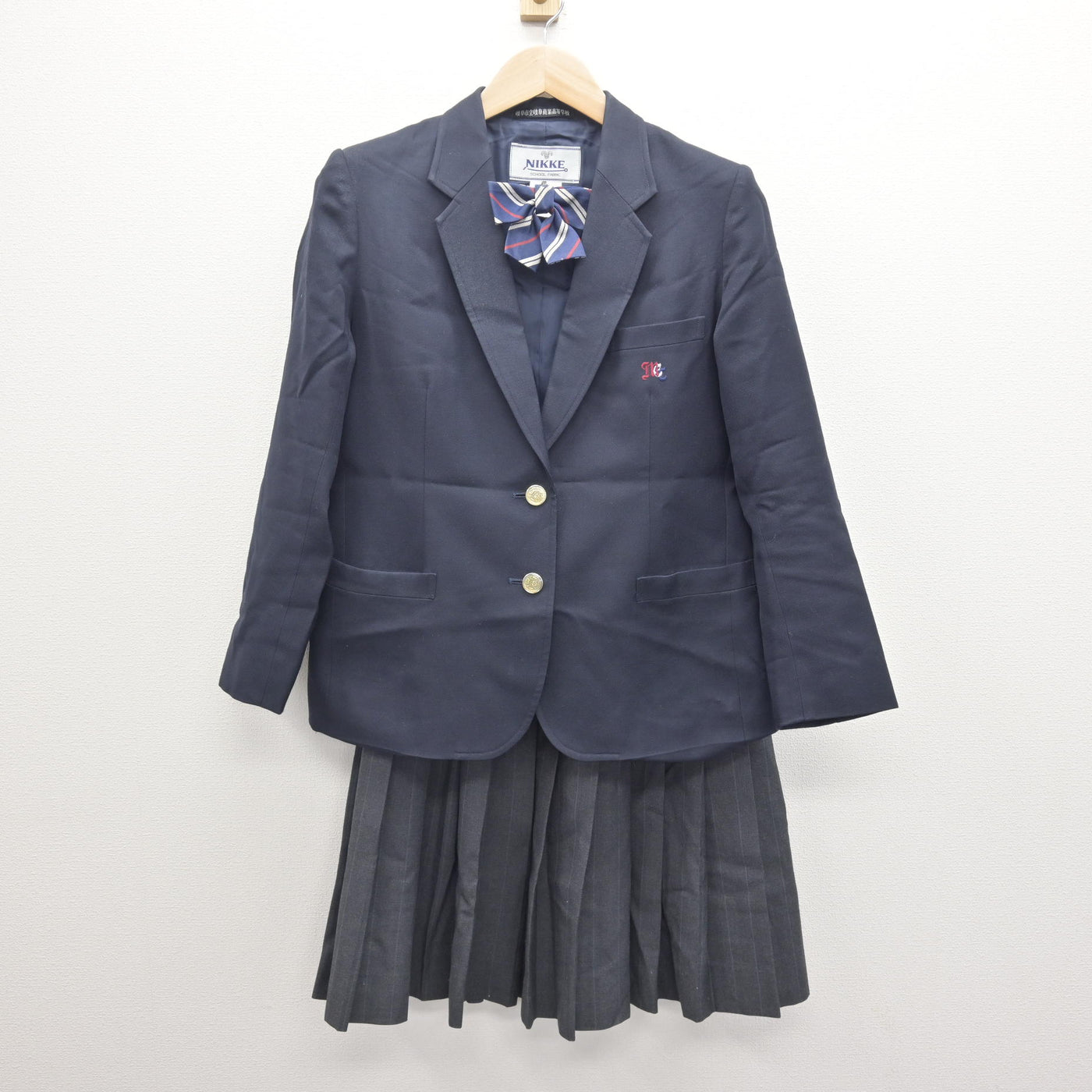 【中古】岐阜県 岐阜商業高等学校 女子制服 4点 (ブレザー・スカート) sf114705