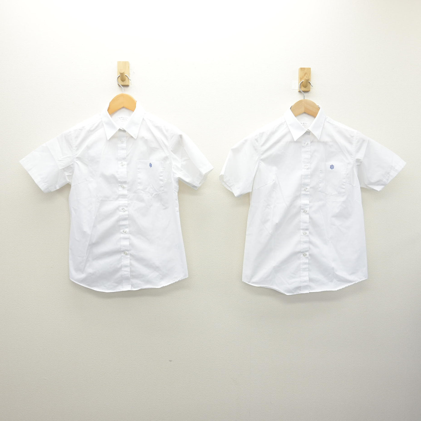 【中古】東京都 雪谷高等学校 女子制服 2点 (シャツ) sf114725