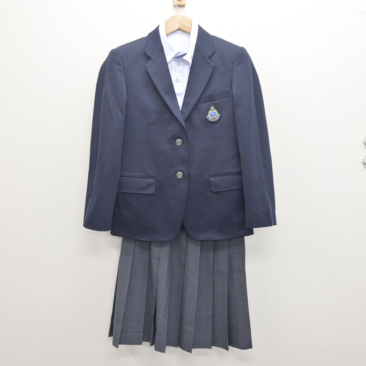 【中古】愛知県 七宝北中学校 女子制服 3点 (ブレザー・シャツ・スカート) sf114737
