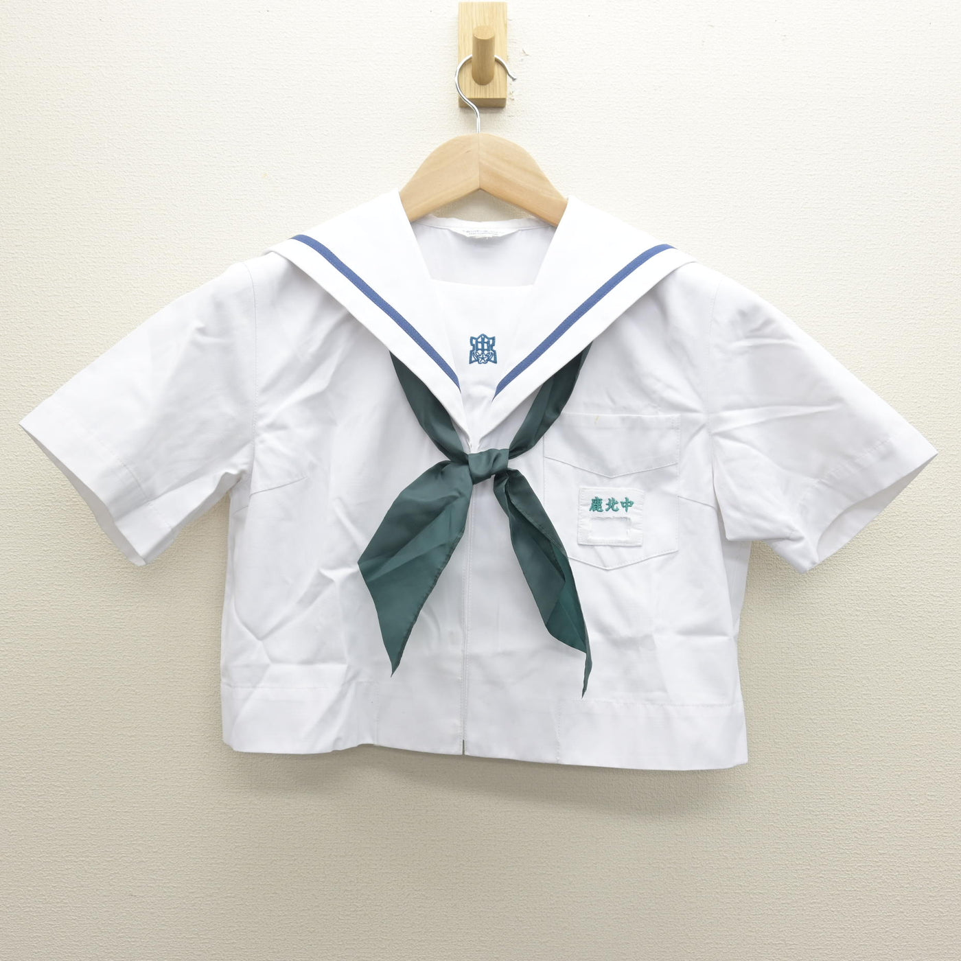 【中古】熊本県 鹿北中学校 女子制服 3点 (セーラー服・スカート) sf114743