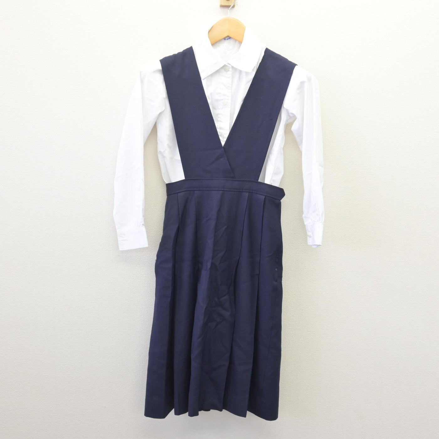 【中古】熊本県 熊本信愛女学院高等学校 女子制服 3点 (ブレザー・シャツ・ジャンパースカート) sf114783