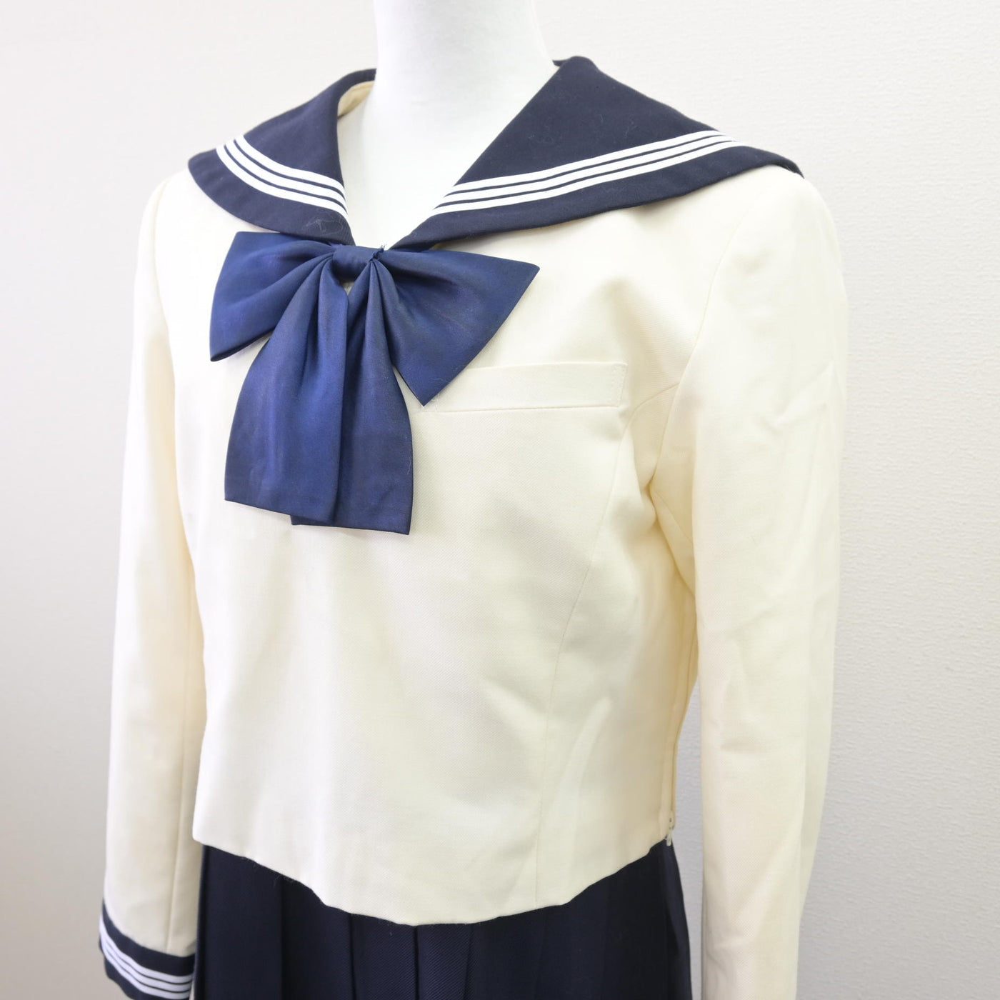 【中古】福岡県 博多女子高等学校 女子制服 3点 (セーラー服・ジャンパースカート) sf114786