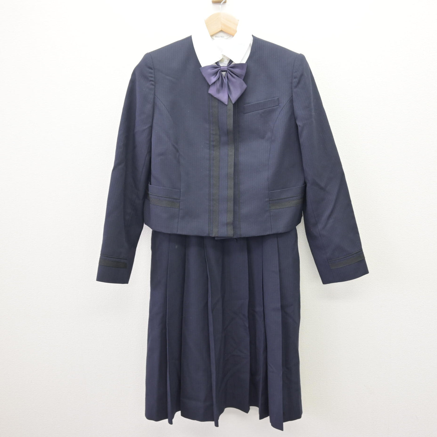 【中古】栃木県 佐野東高等学校 女子制服 4点 (ブレザー・ジャンパースカート・シャツ) sf114943