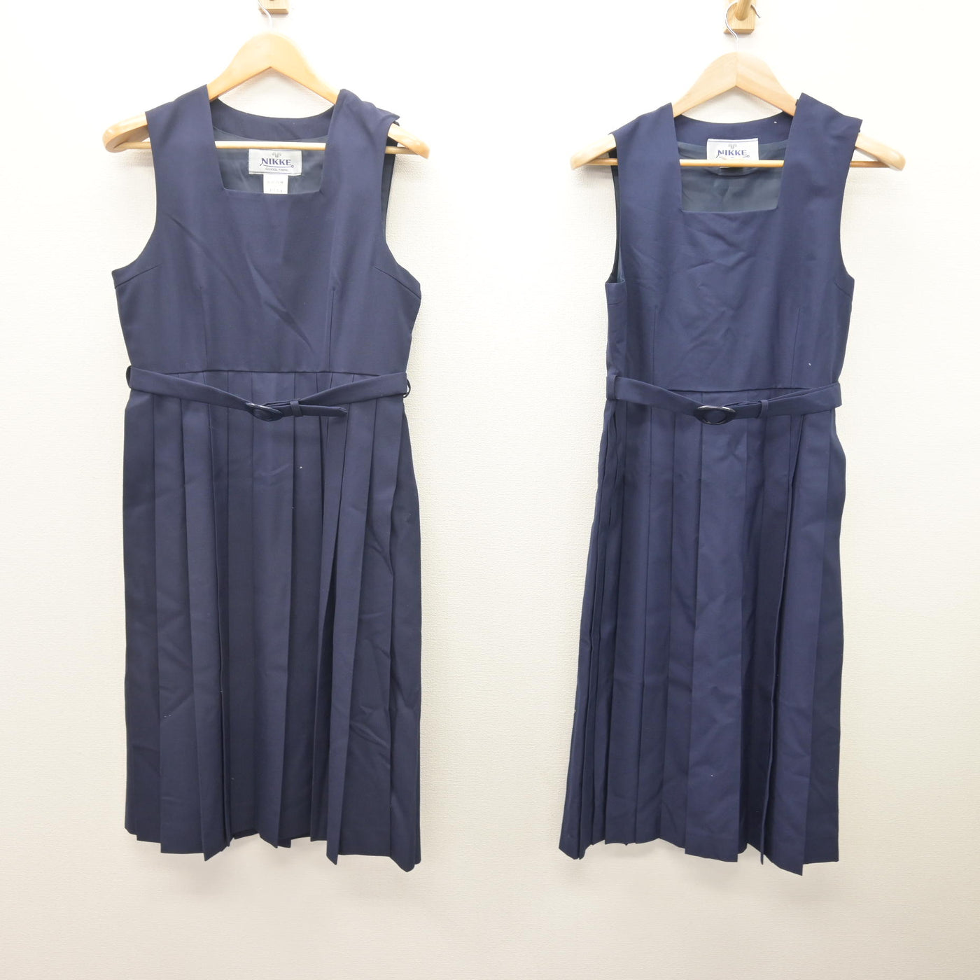 【中古】千葉県 市川市立第六中学校 女子制服 2点 (ジャンパースカート) sf114987