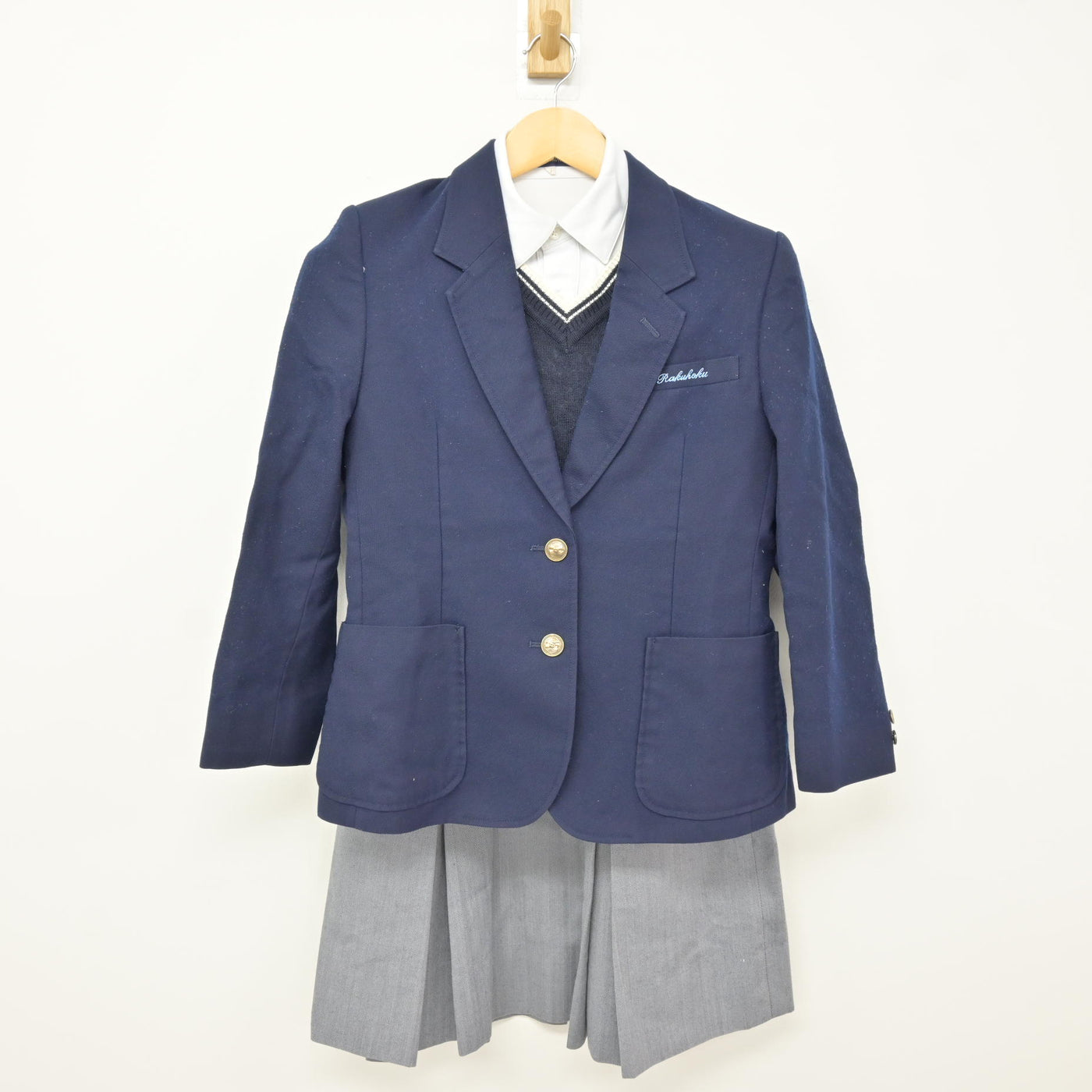 【中古】京都府 洛北中学校 女子制服 4点 (ブレザー・ニット・シャツ・スカート) sf115019
