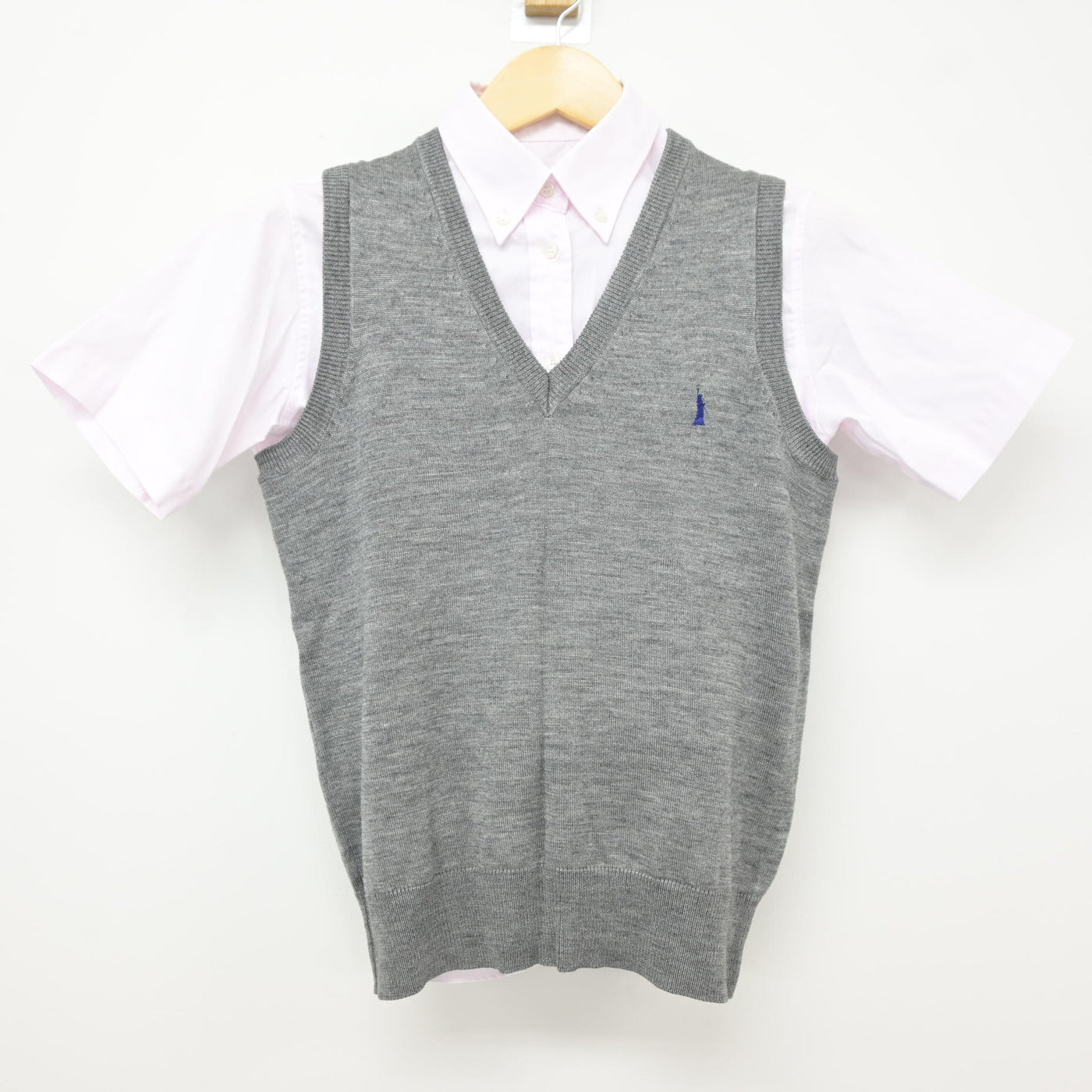 【中古】福岡県 福岡大学附属若葉高等学校 女子制服 3点 (ニットベスト・シャツ) sf115041