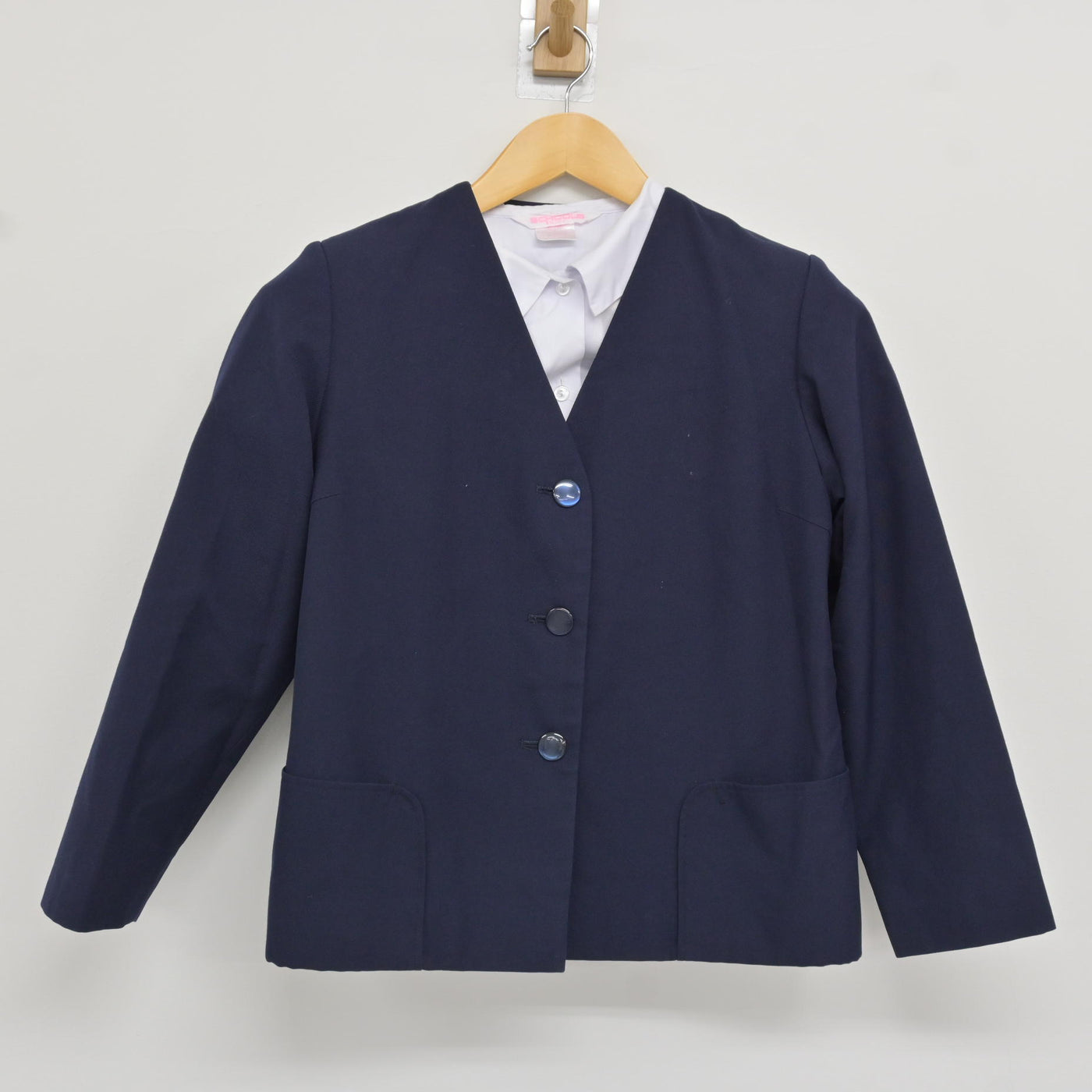 【中古】埼玉県 杉戸中学校 女子制服 2点 (ブレザー・シャツ) sf115097