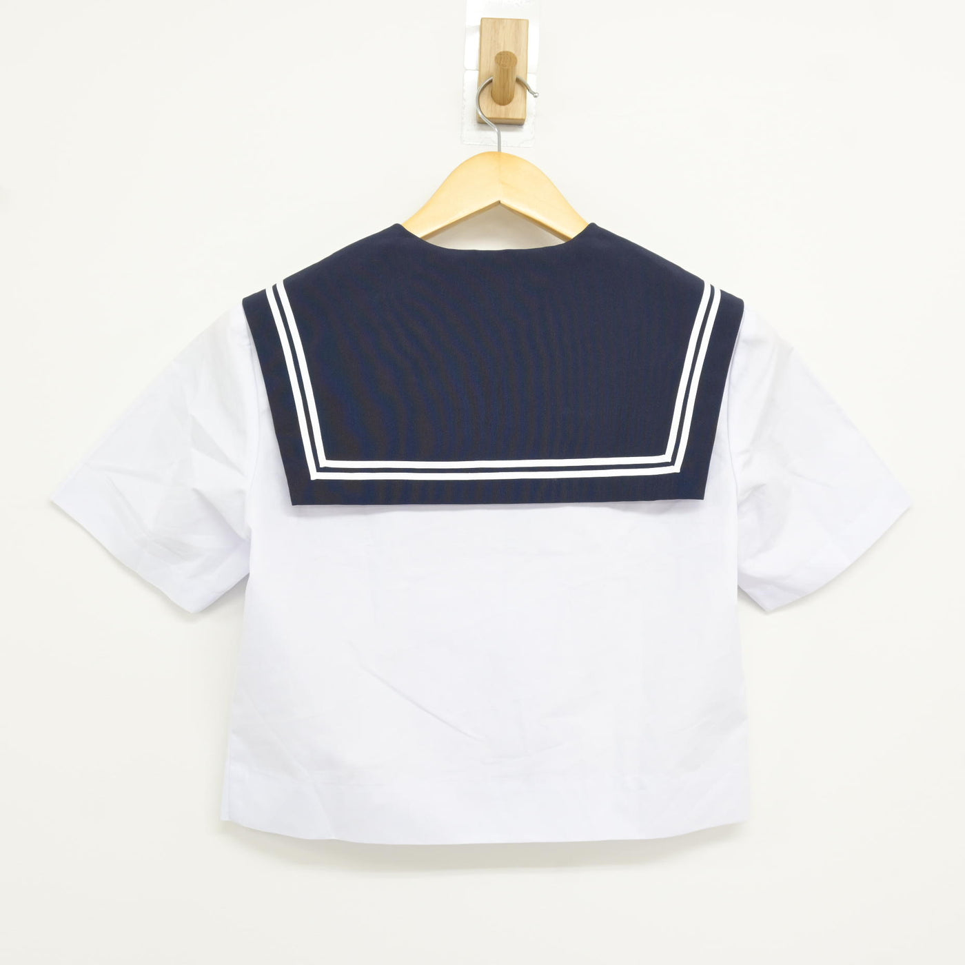 【中古】愛知県 八幡中学校 女子制服 2点 (セーラー服・スカート) sf115105