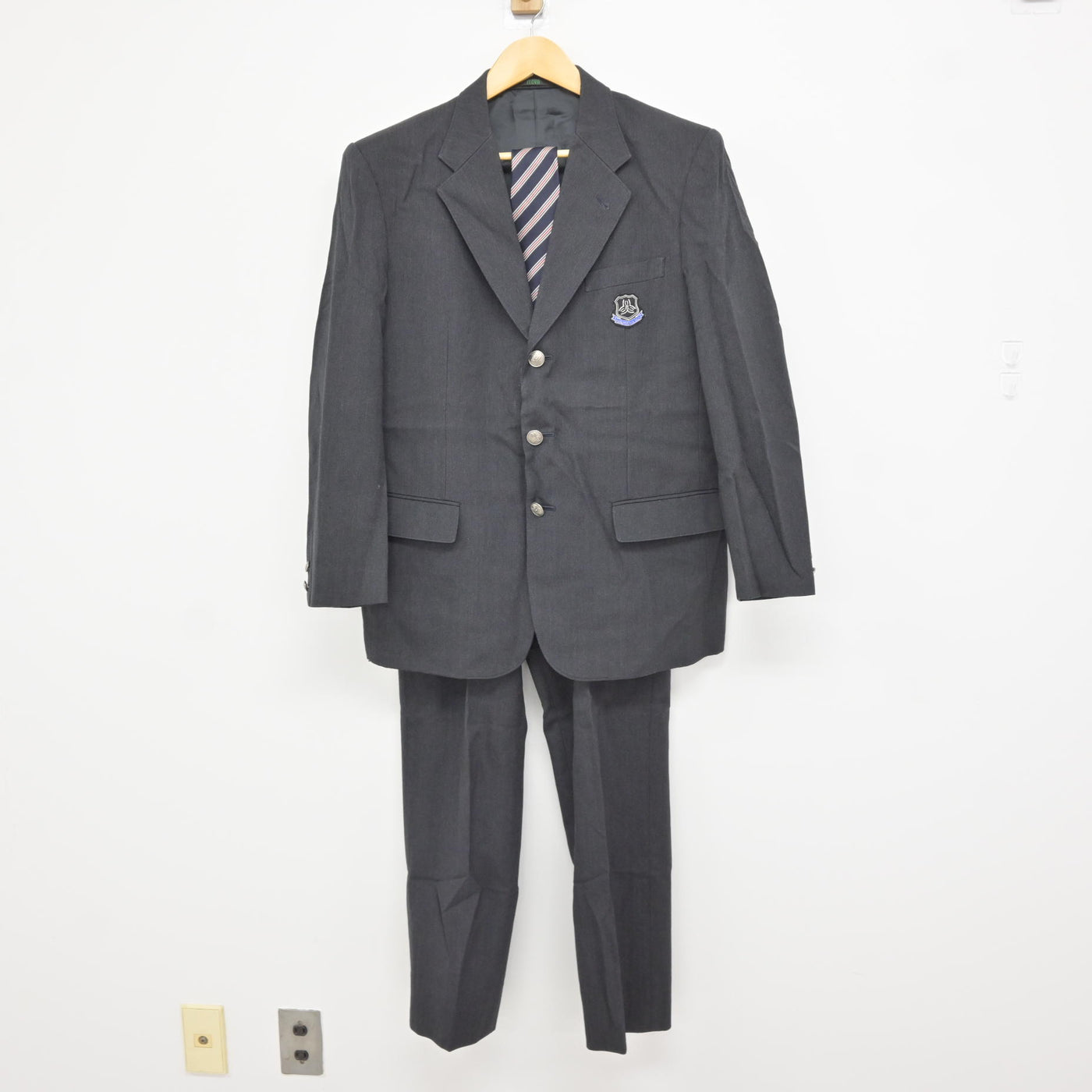【中古】広島県 総合技術高等学校 男子制服 3点 (ブレザー・ズボン) sf115109