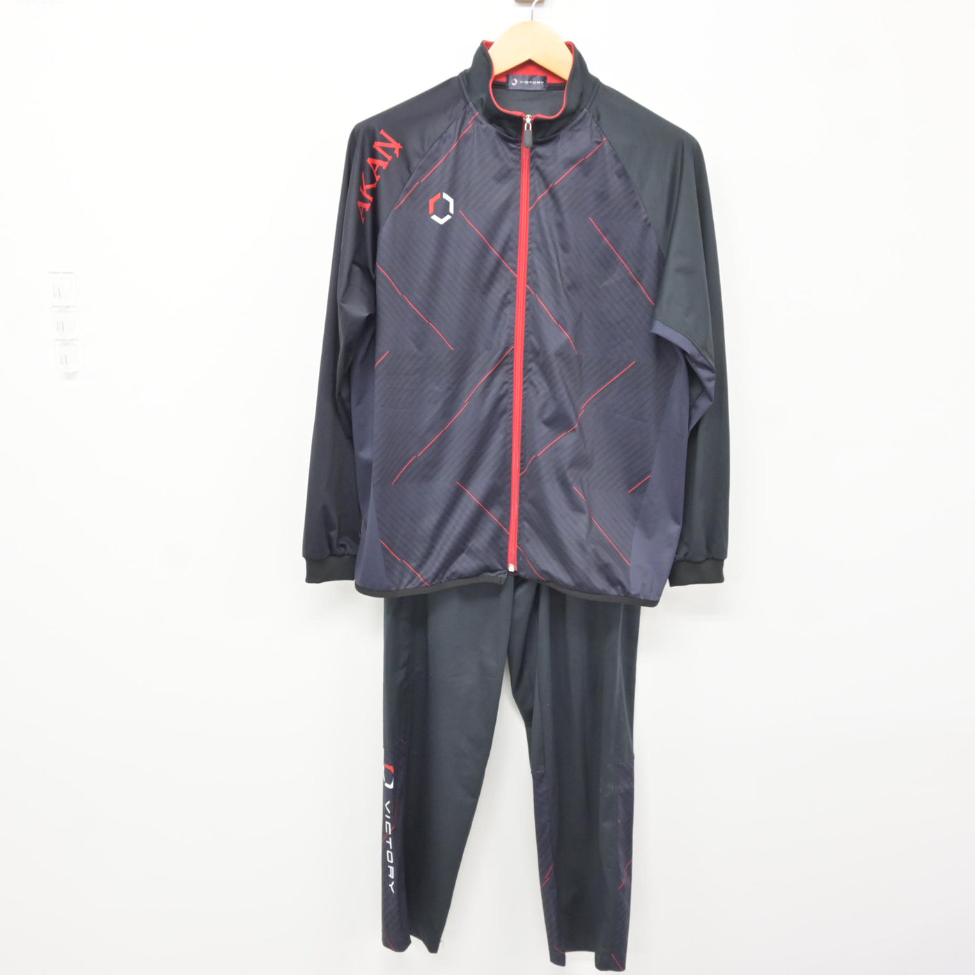 【中古】北海道 阿寒中学校 女子制服 2点 (ジャージ 上・ジャージ 下) sf115239