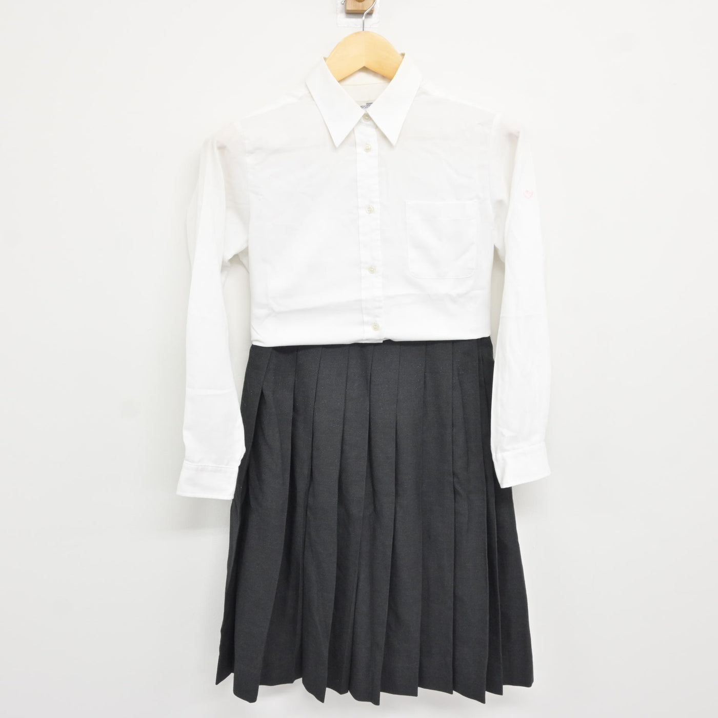 【中古】兵庫県 兵庫大学附属須磨ノ浦高等学校 女子制服 3点 (ブレザー・シャツ・スカート) sf115243