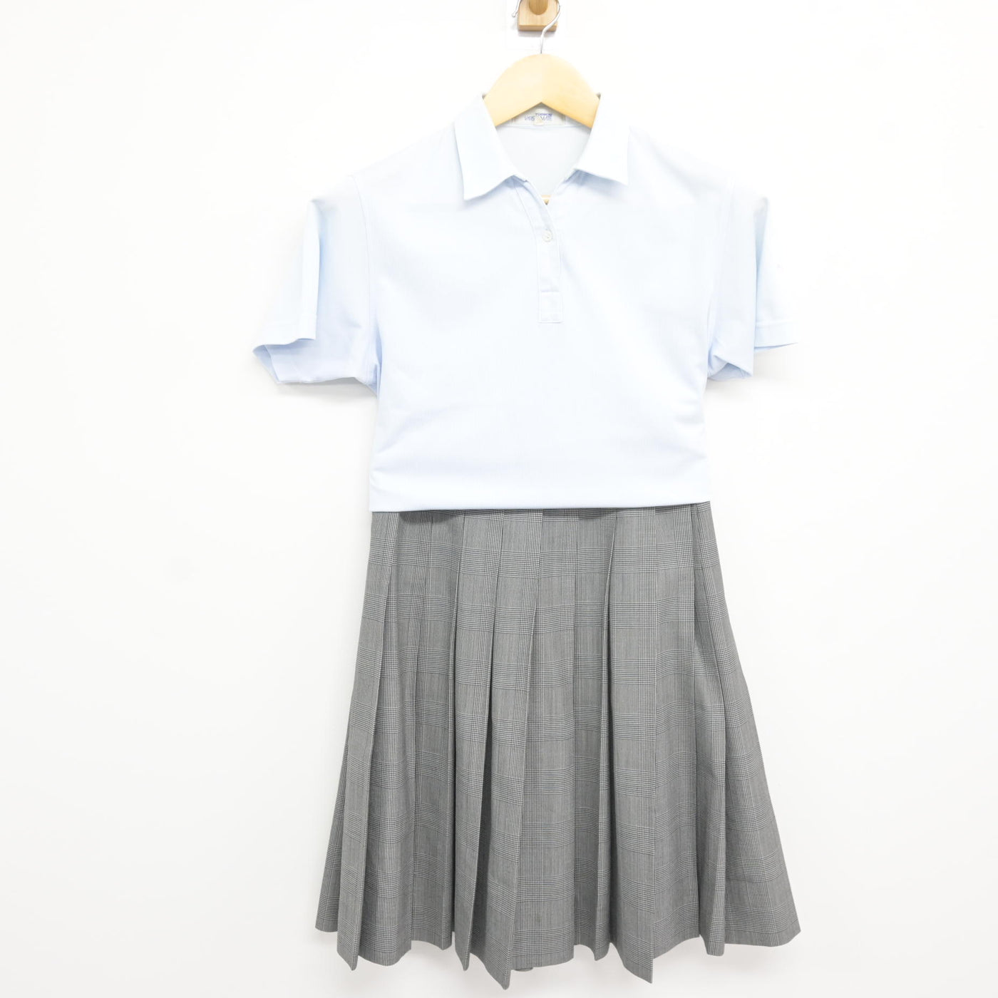 【中古】兵庫県 兵庫大学附属須磨ノ浦高等学校 女子制服 3点 (ニットベスト・シャツ・スカート) sf115245