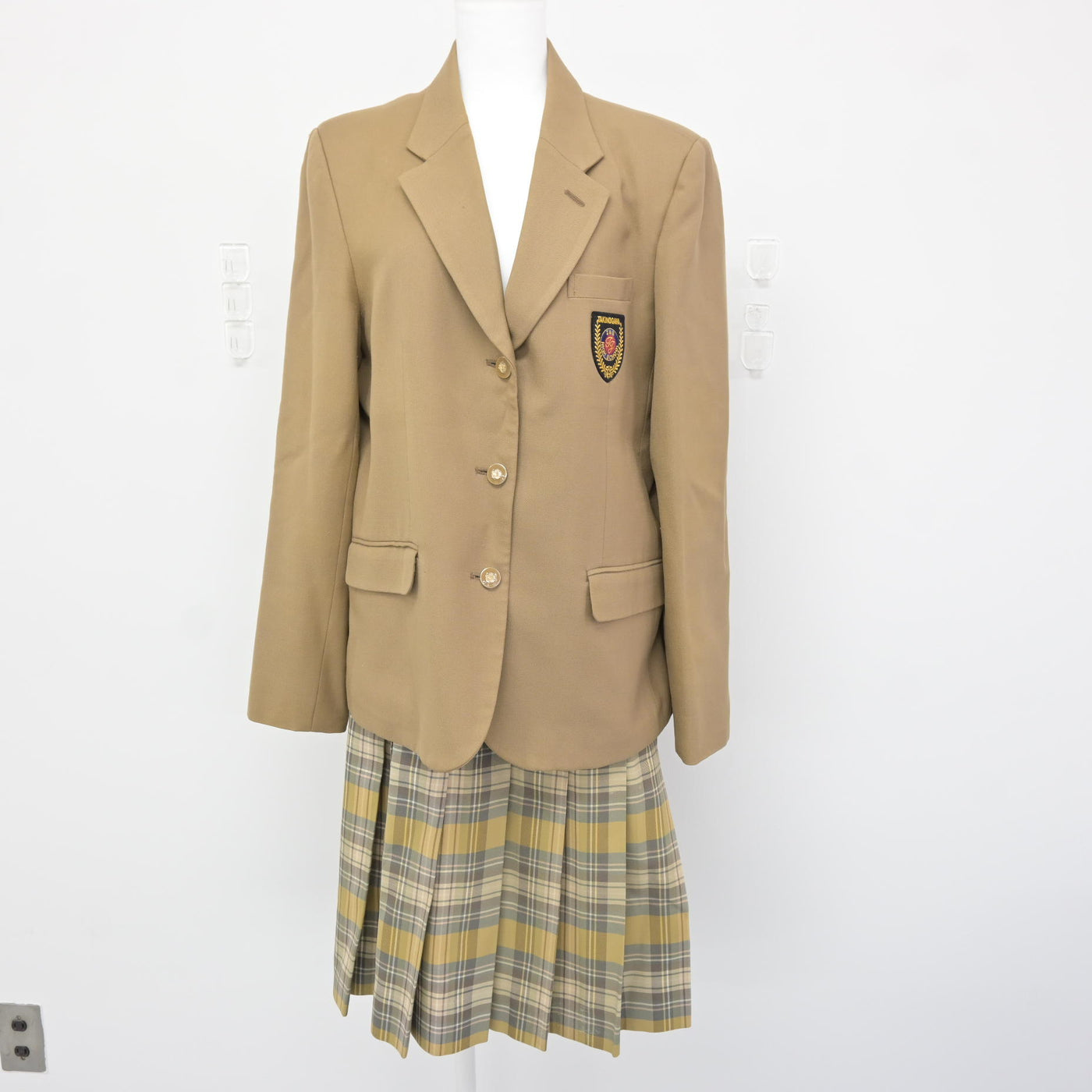 【中古】東京都 瀧野川女子学園高等学校/旧制服 女子制服 2点 (ブレザー・スカート) sf115280