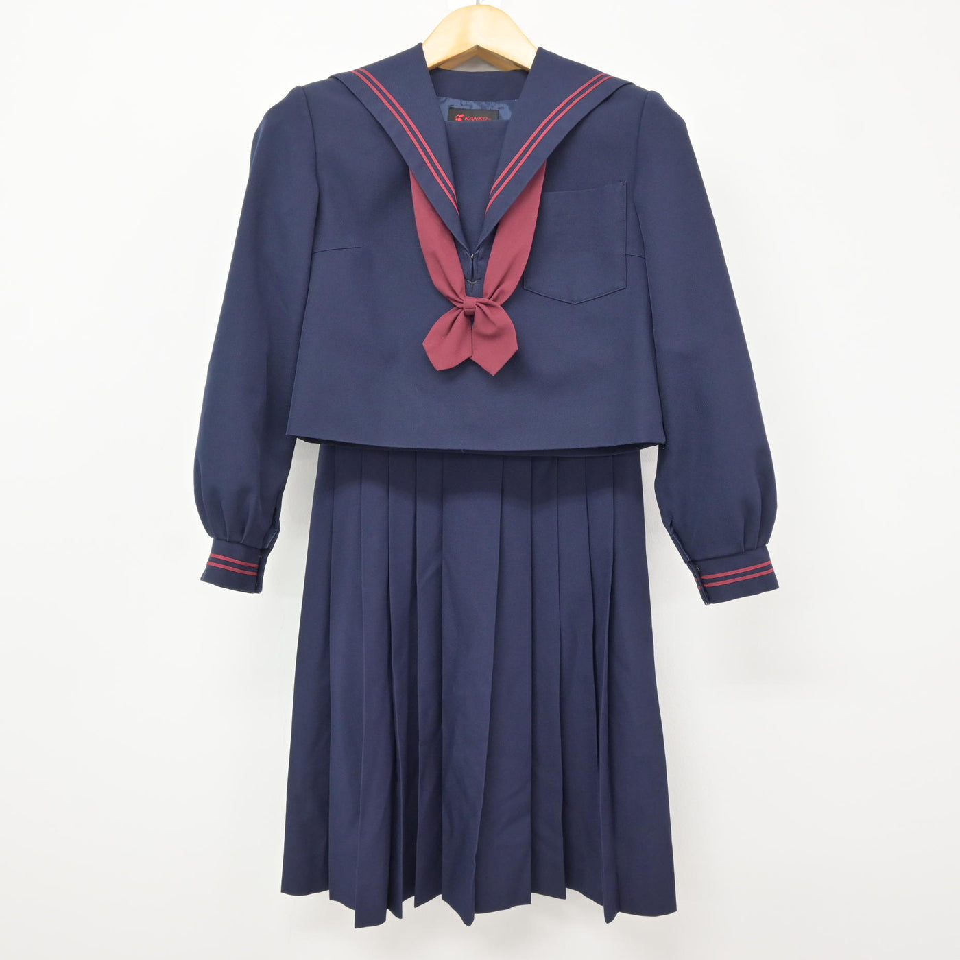 【中古】熊本県 南関中学校 女子制服 3点 (セーラー服・ジャンパースカート) sf115371