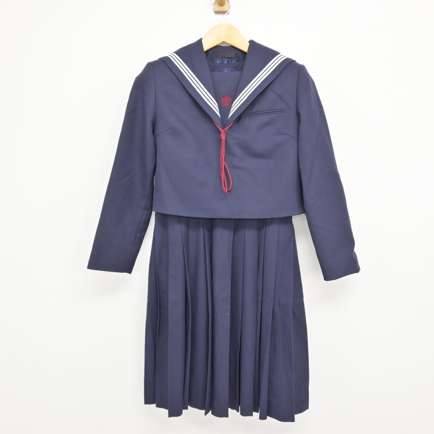 【中古】熊本県 玉名高等学校 女子制服 3点 (セーラー服・ジャンパースカート) sf115385
