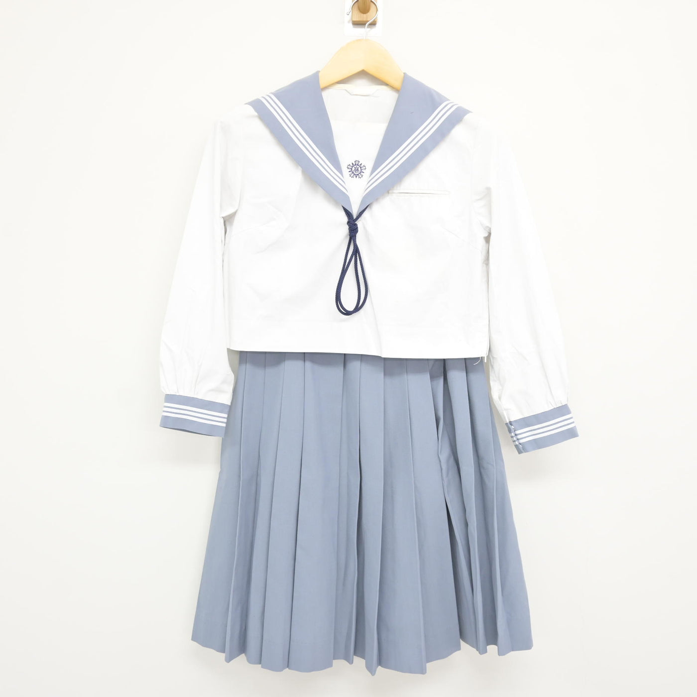 【中古】熊本県 玉名高等学校 女子制服 3点 (セーラー服・スカート) sf115387