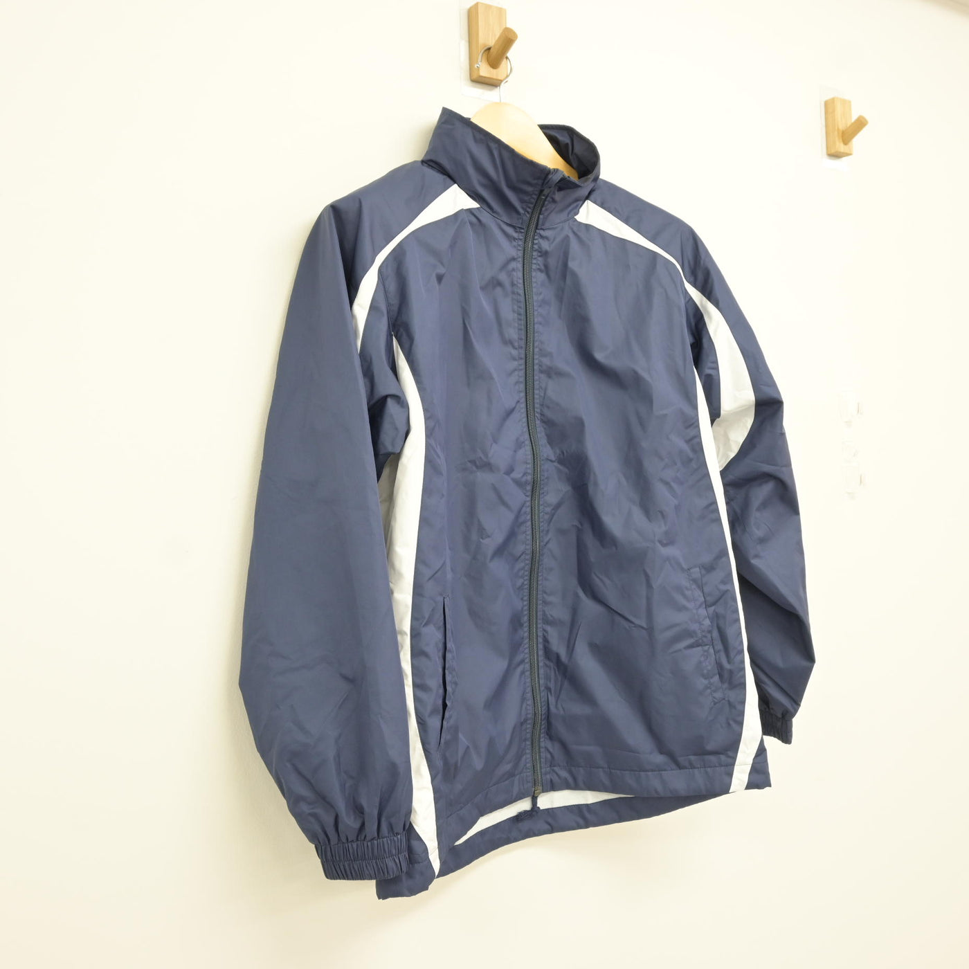 【中古】兵庫県 神戸常盤女子高等学校 女子制服 1点 (ジャージ 上) sf115404
