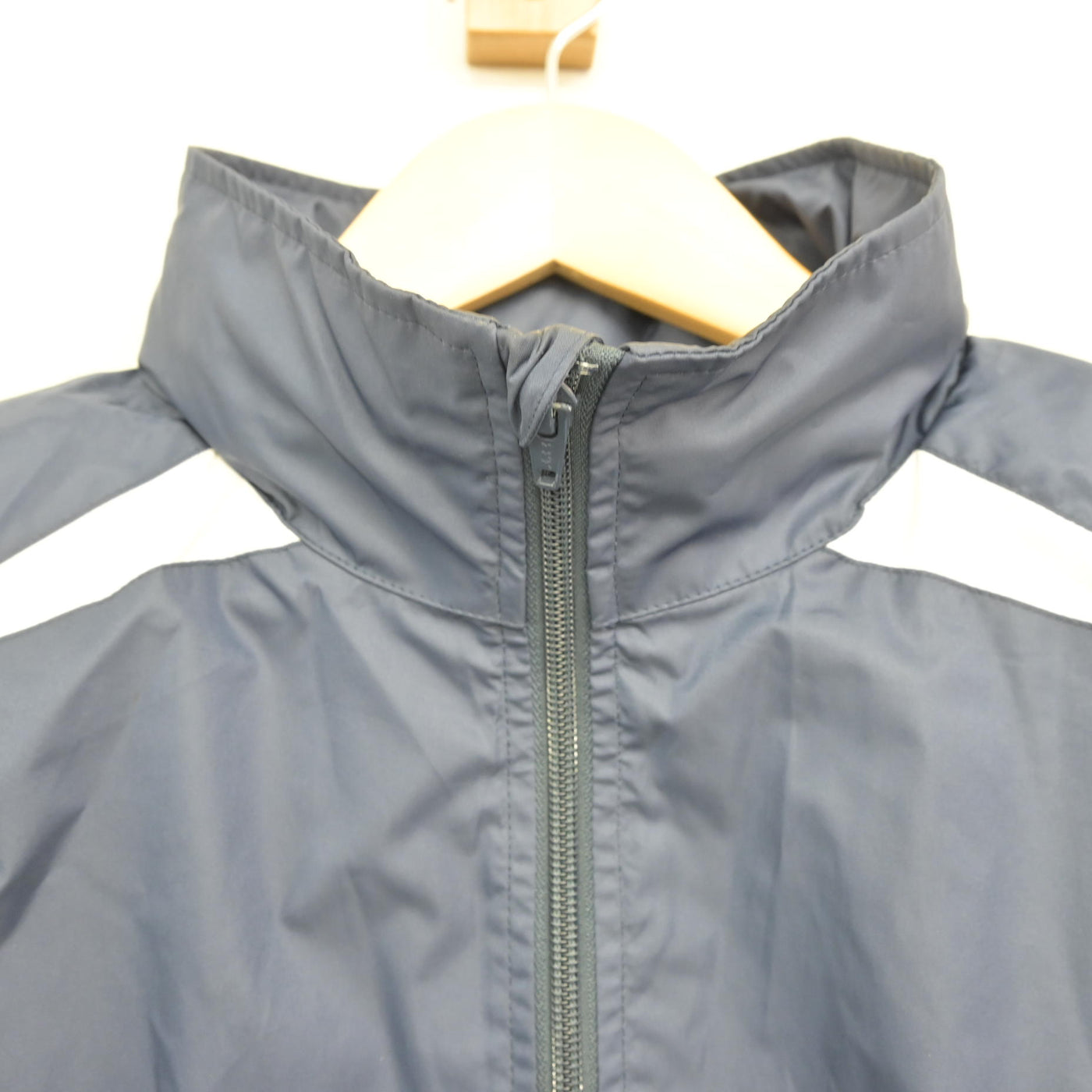 【中古】兵庫県 神戸常盤女子高等学校 女子制服 1点 (ジャージ 上) sf115404