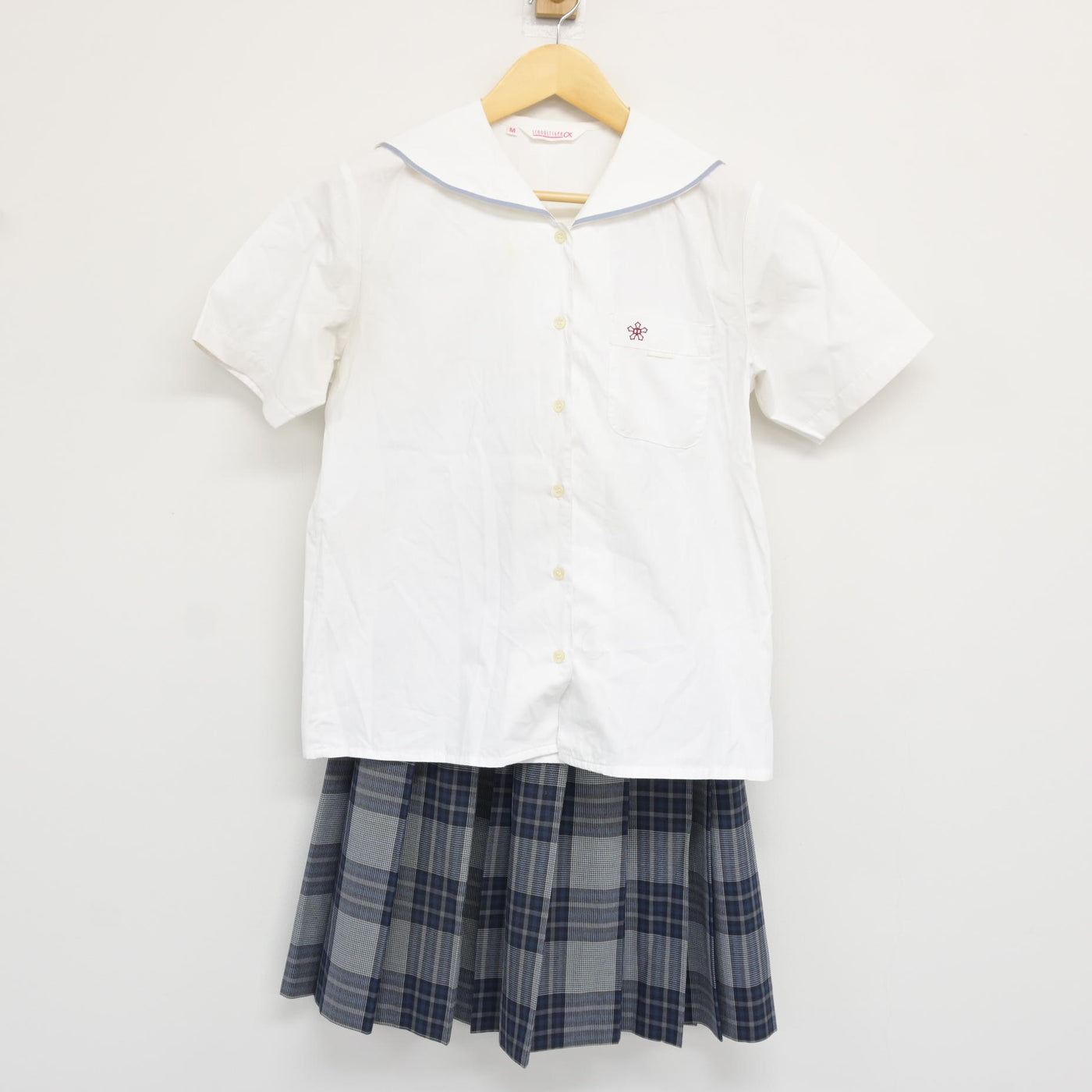 【中古】兵庫県 大庄中学校 女子制服 2点 (セーラー服・スカート) sf115415