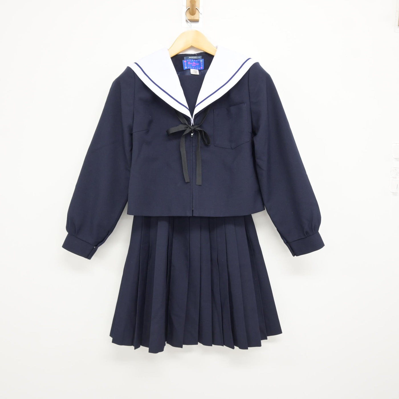 【中古】愛知県 今池中学校 女子制服 3点 (セーラー服・スカート) sf115564