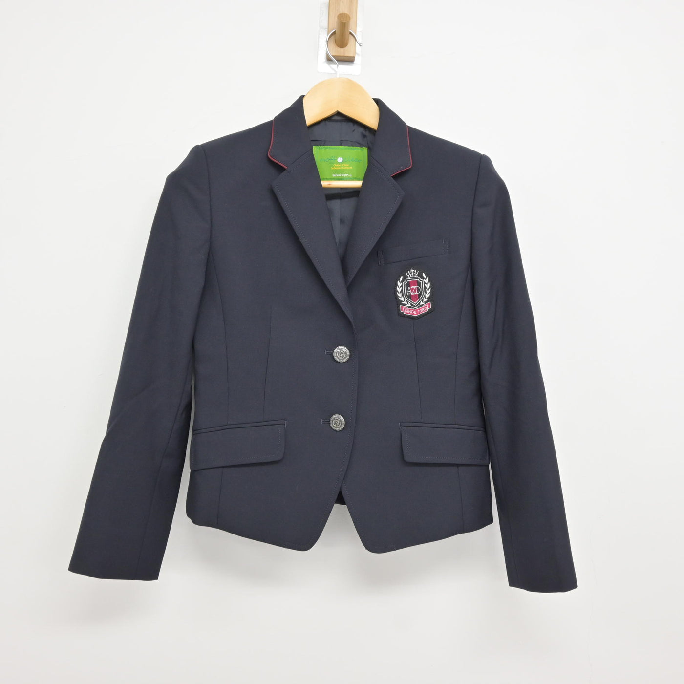 【中古】愛知県 あいち造形デザイン専門学校高等課程 女子制服 4点 (ブレザー・シャツ・スカート) sf115578