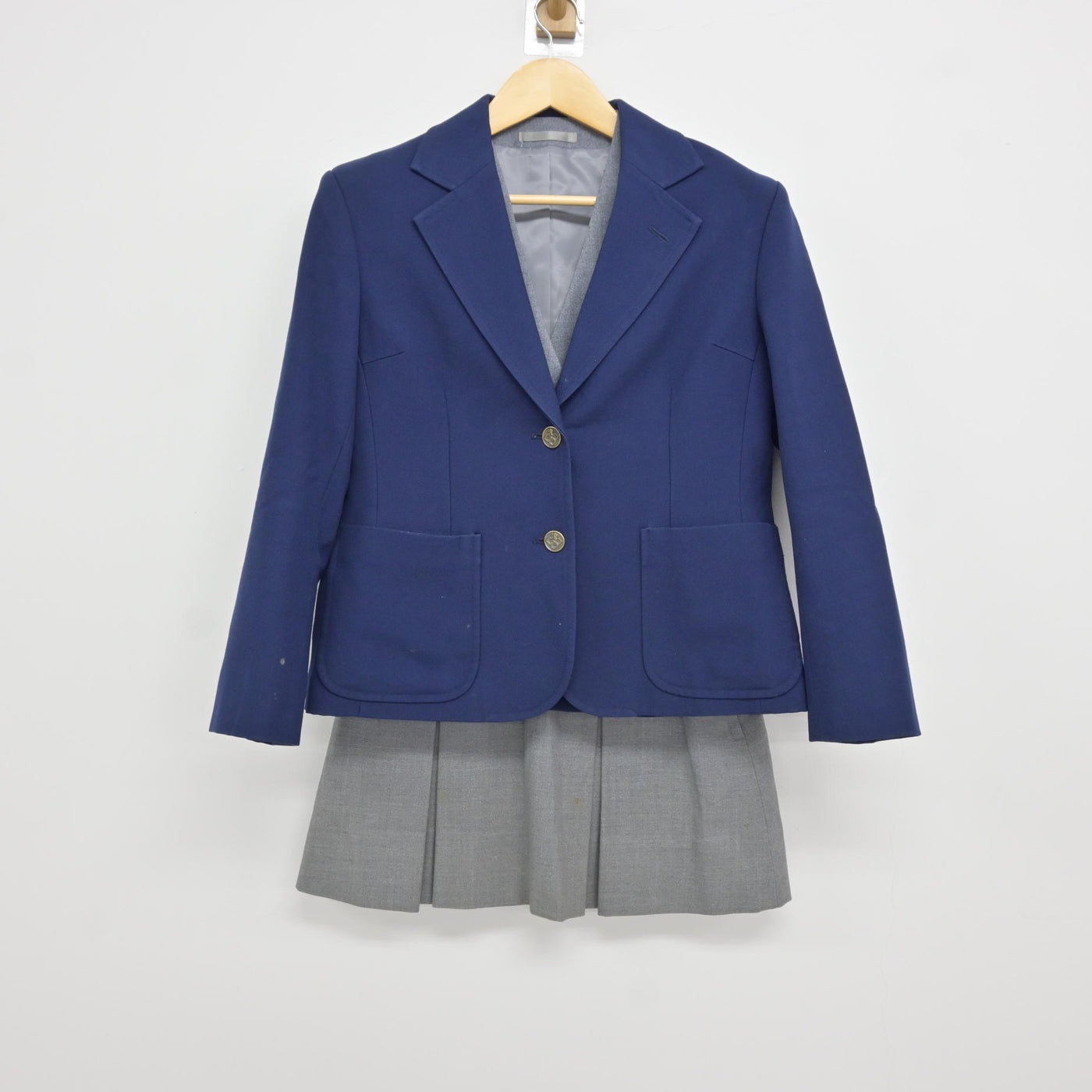 【中古】千葉県 津田沼高等学校 女子制服 3点 (ブレザー・ベスト・スカート) sf115579