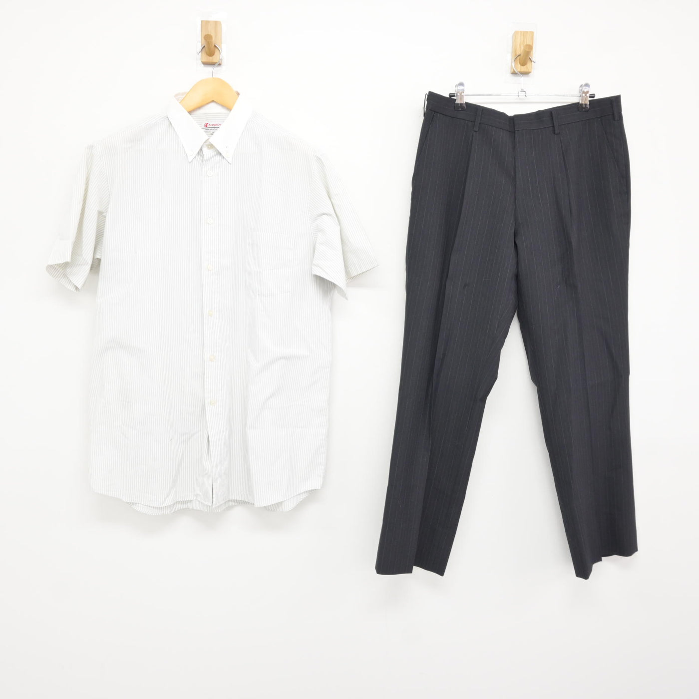 【中古】鹿児島県 明桜館高等学校 男子制服 2点 (シャツ・ズボン) sf115602