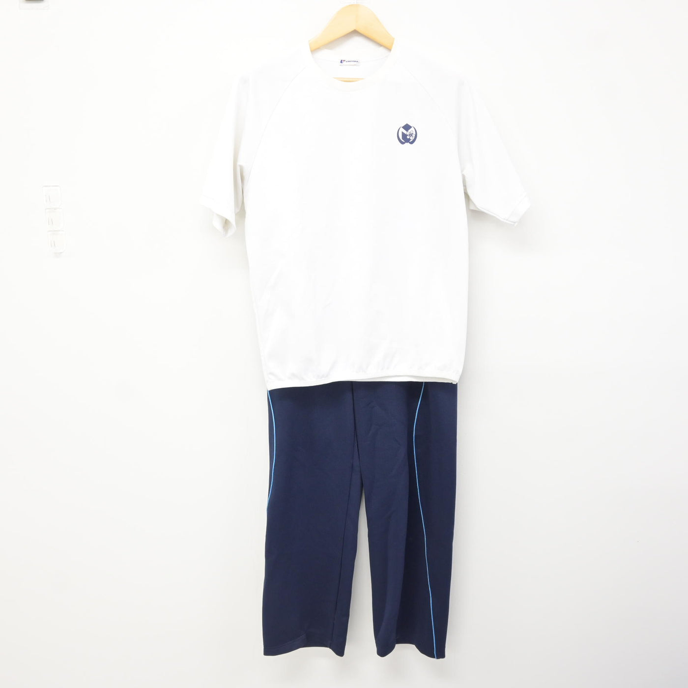 【中古】鹿児島県 明桜館高等学校 男子制服 3点 (ジャージ 上・体操服 上・ジャージ 下) sf115606