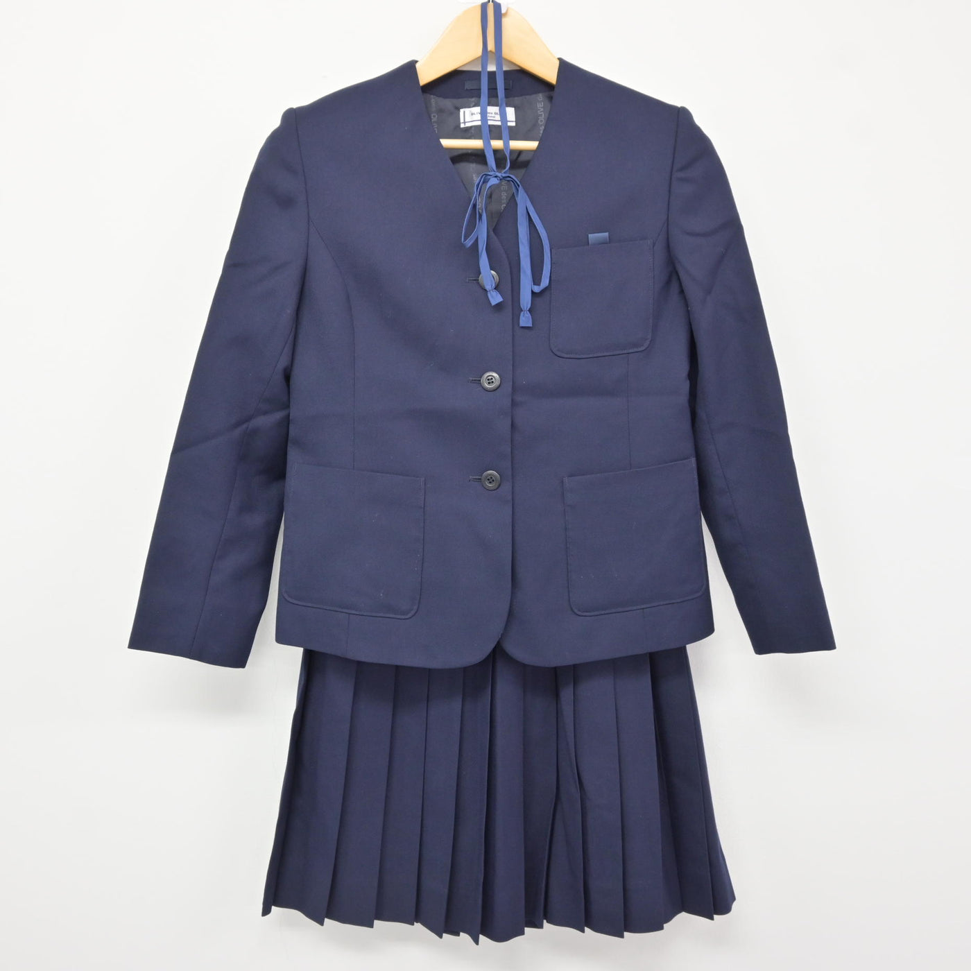 【中古】北海道 柏中学校 女子制服 4点 (ブレザー・ベスト・スカート) sf115671