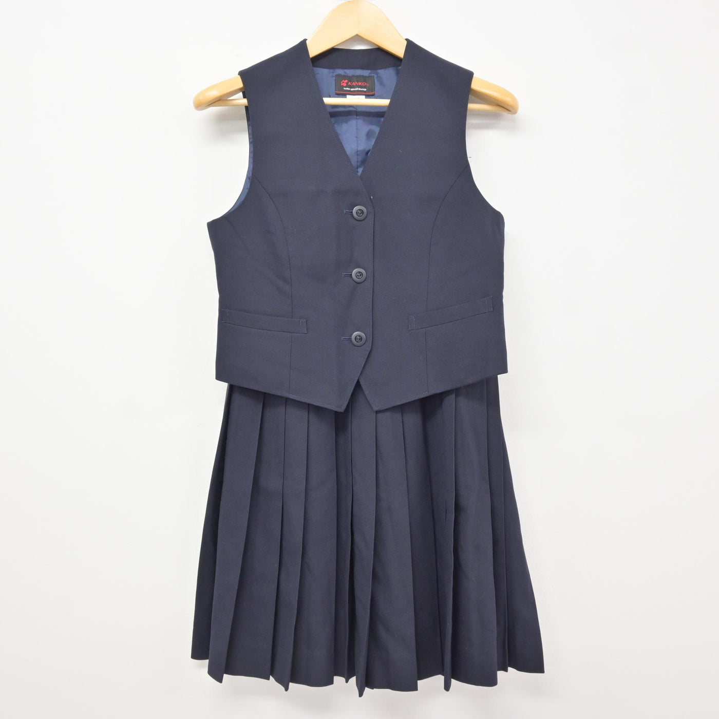 【中古】長崎県 長与第二中学校/旧制服 女子制服 3点 (ブレザー・ベスト・スカート) sf115681