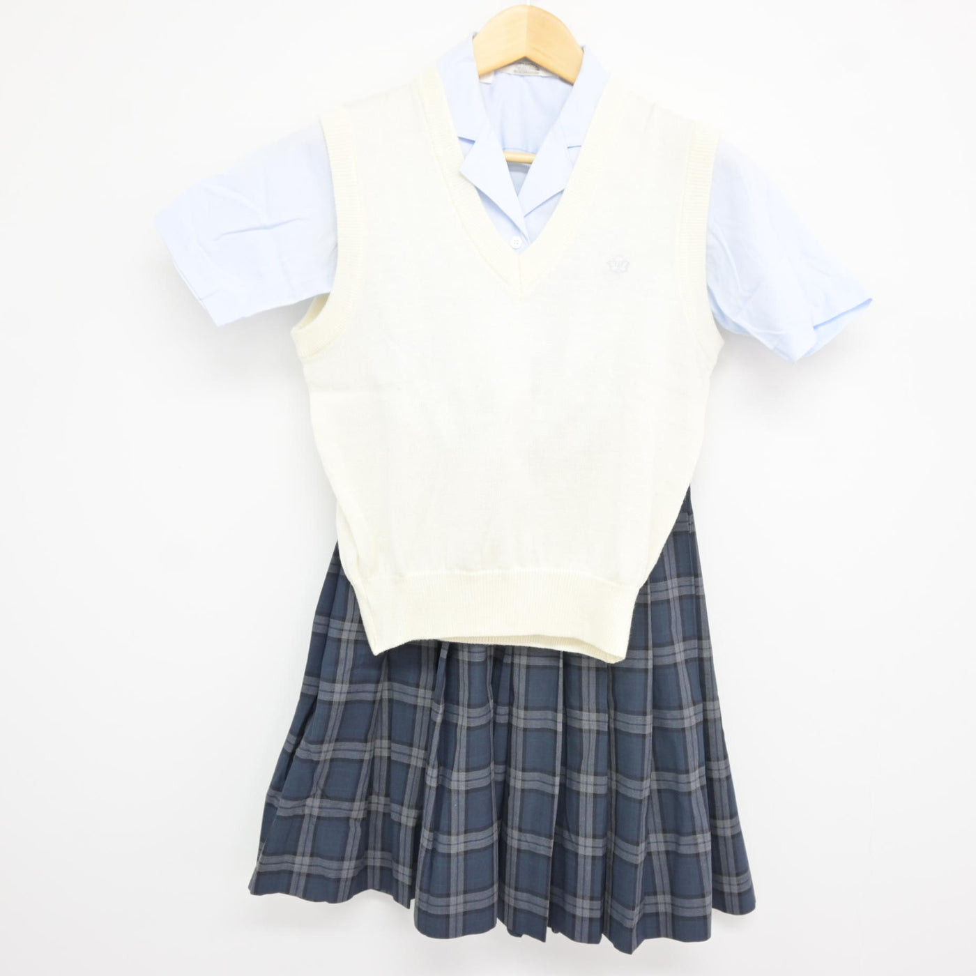 【中古】東京都 東京学芸大学附属竹早中学校 女子制服 3点 (ニットベスト・シャツ・スカート) sf115715