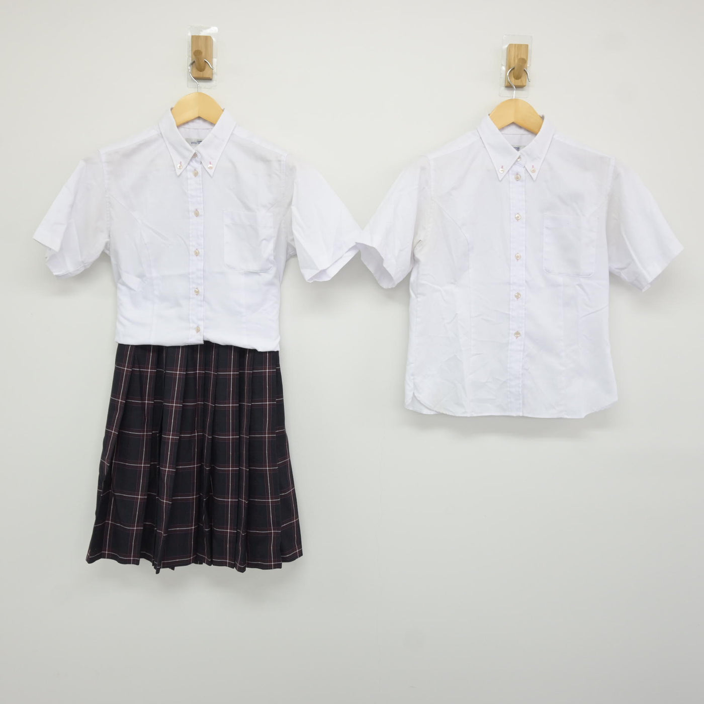 【中古】静岡県 沼津特別支援学校愛鷹分校 女子制服 3点 (シャツ・スカート) sf115766