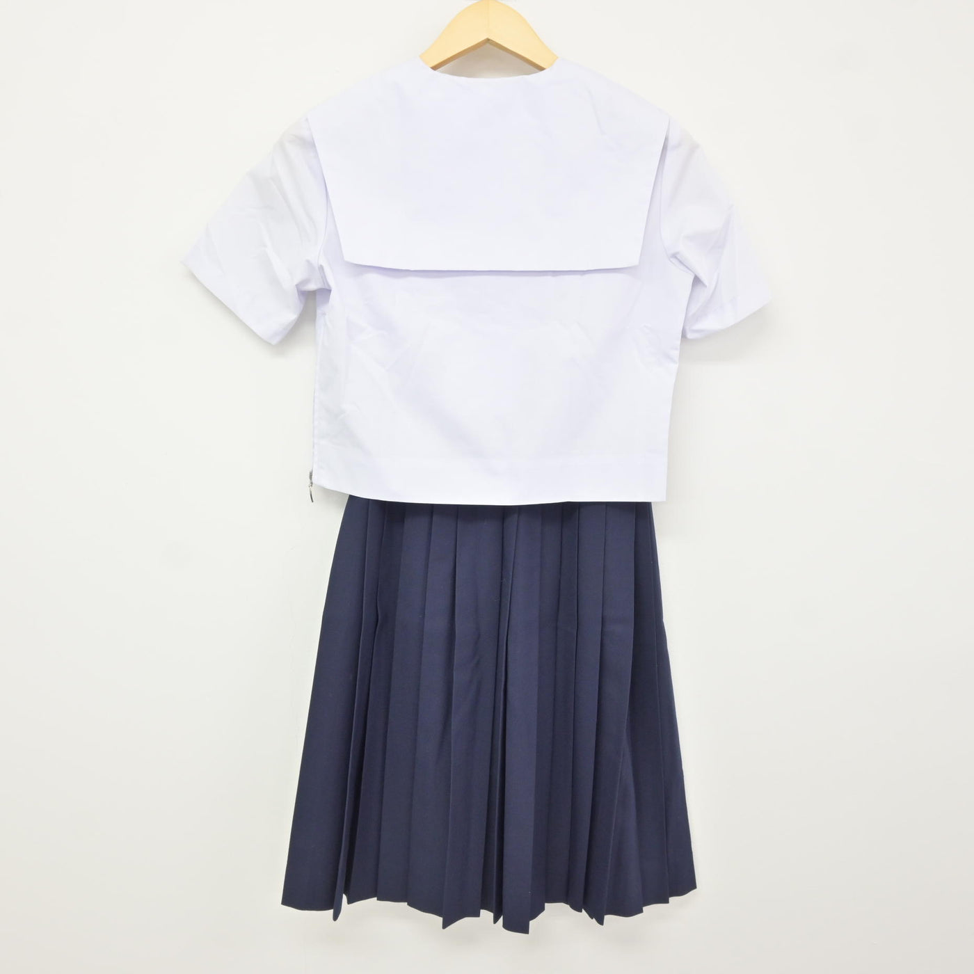 【中古】愛知県 天神山中学校/旧制服 女子制服 3点 (セーラー服・スカート) sf115782