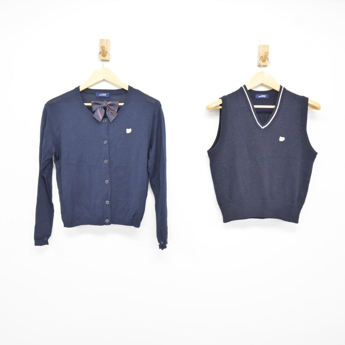 【中古】鹿児島県 龍桜高等学校/旧制服 女子制服 4点 (ニット・ニットベスト) sf115806