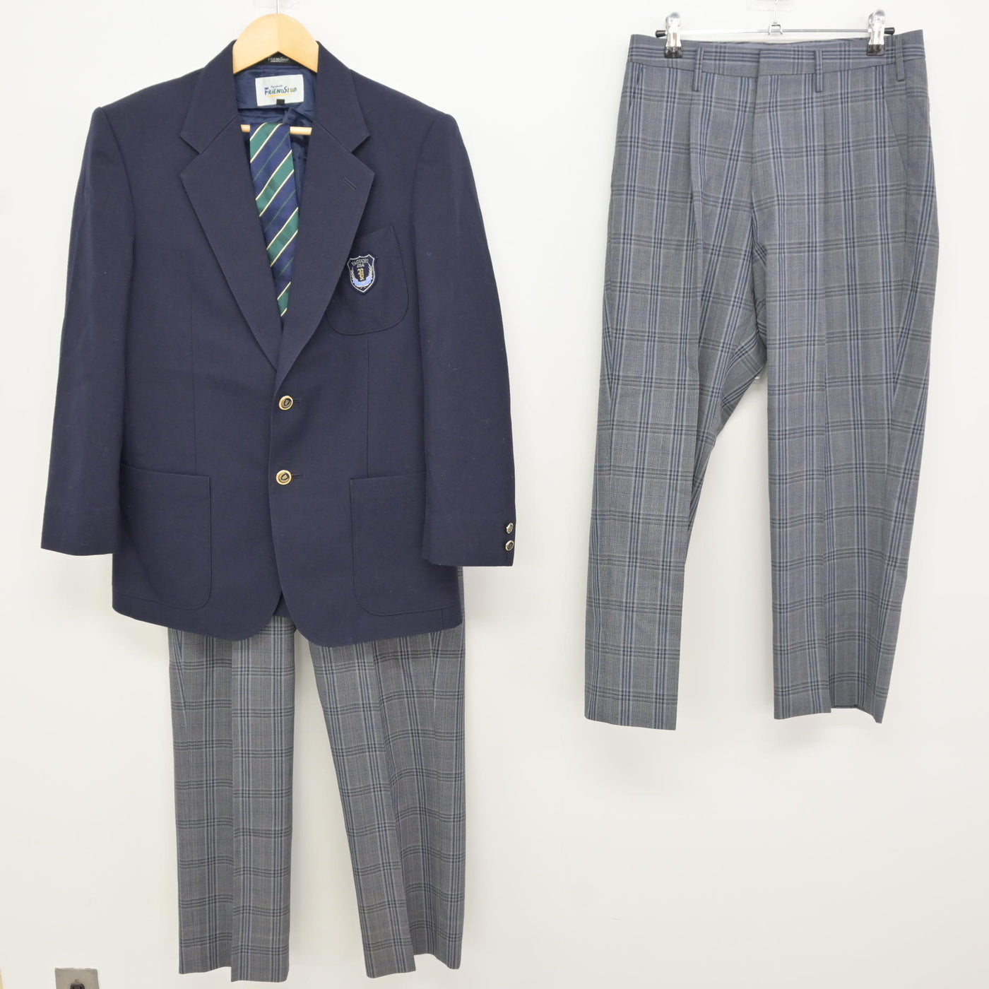 【中古】神奈川県 谷口中学校 男子制服 4点 (ブレザー・ズボン・ズボン) sf115817