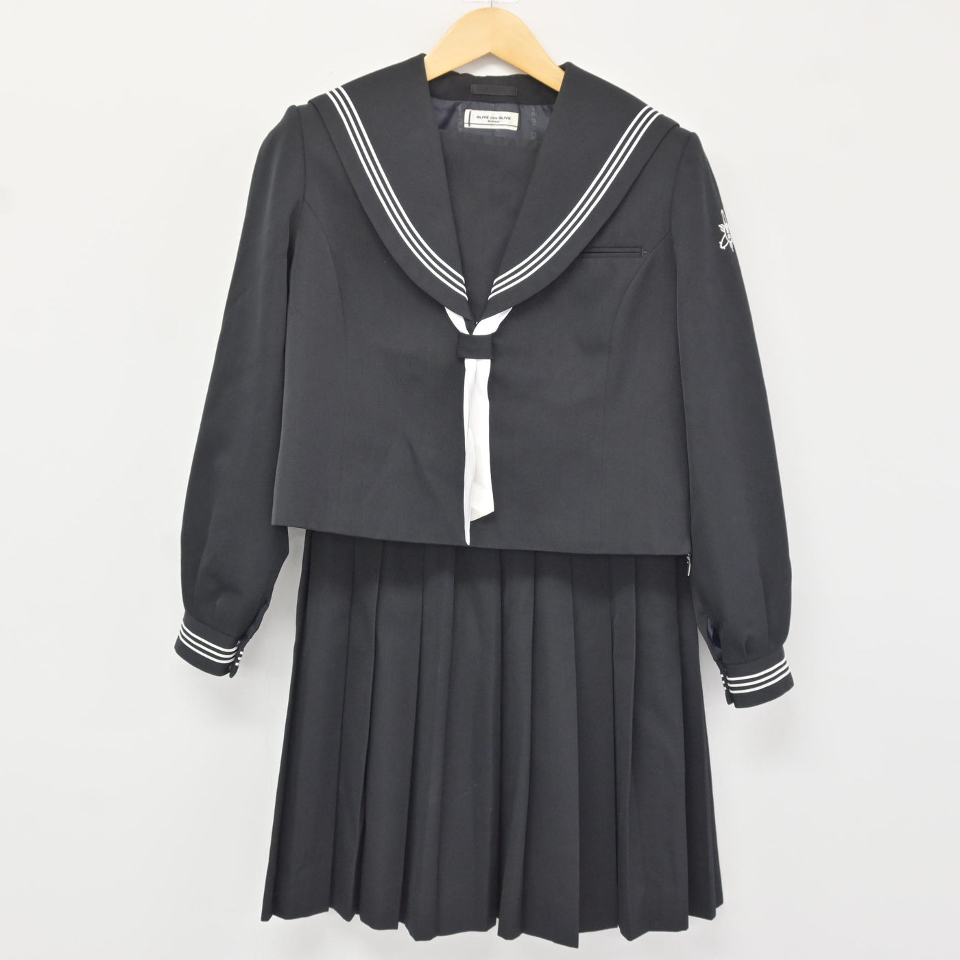 【中古】福岡県 大川東中学校 女子制服 3点 (セーラー服・スカート) sf115833