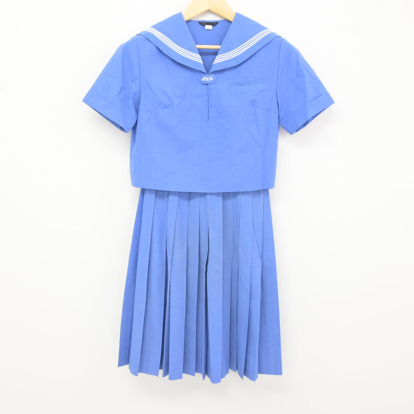 【中古】福岡県 朝倉高等学校 女子制服 2点 (セーラー服・スカート) sf115837