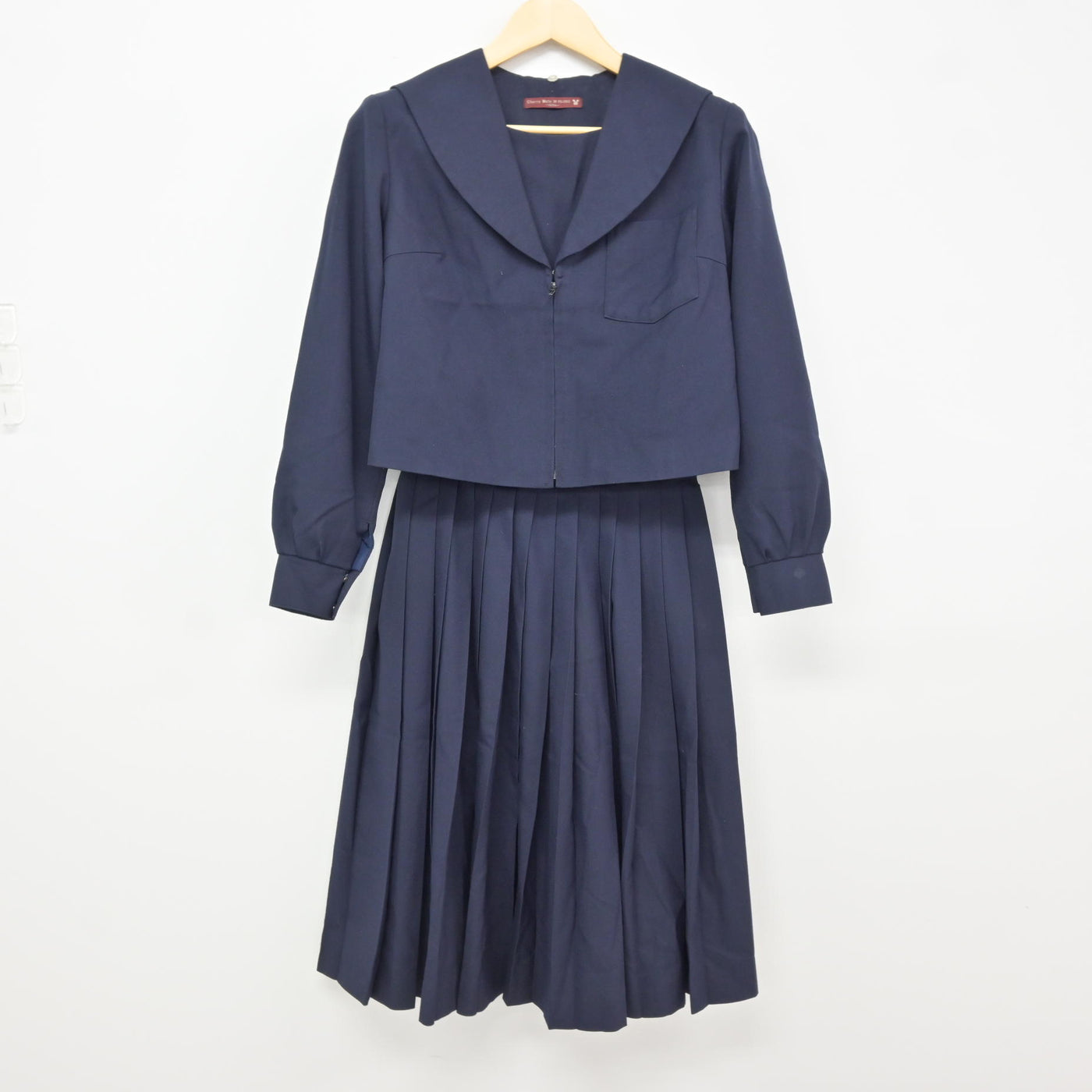 【中古】愛知県 新川中学校 女子制服 3点 (セーラー服・スカート・スカート) sf115886