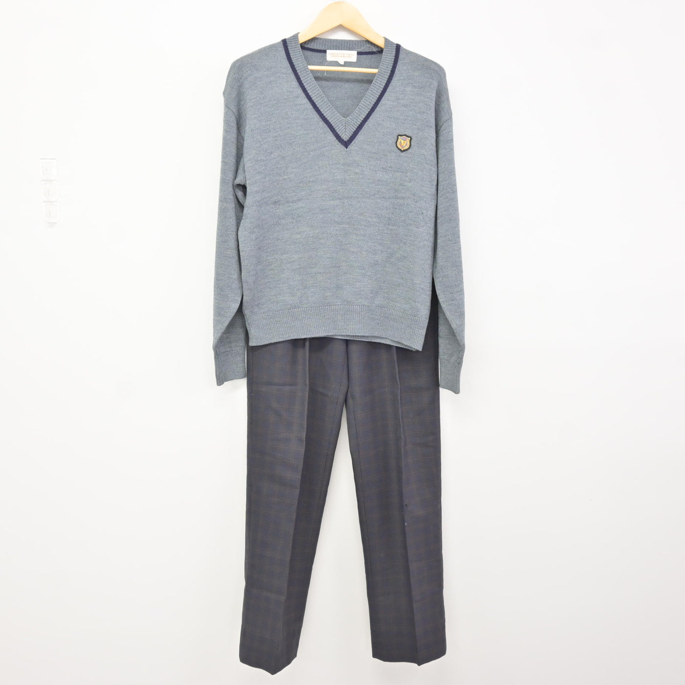 【中古】京都府 東稜高等学校 男子制服 3点 (ブレザー・ニット・ズボン) sf115900