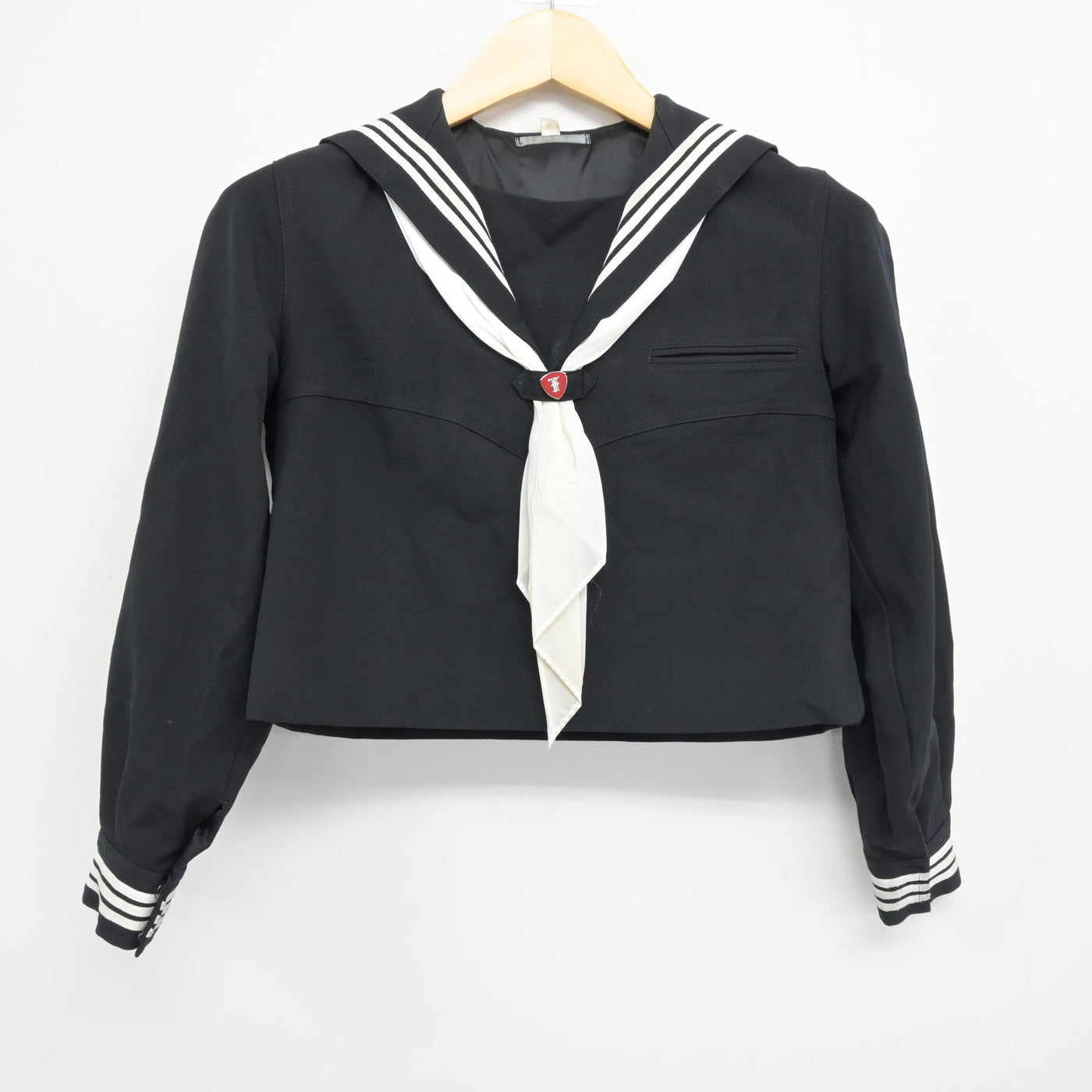 【中古】東京都 富士見中学校 女子制服 3点 (セーラー服・スカート) sf115918