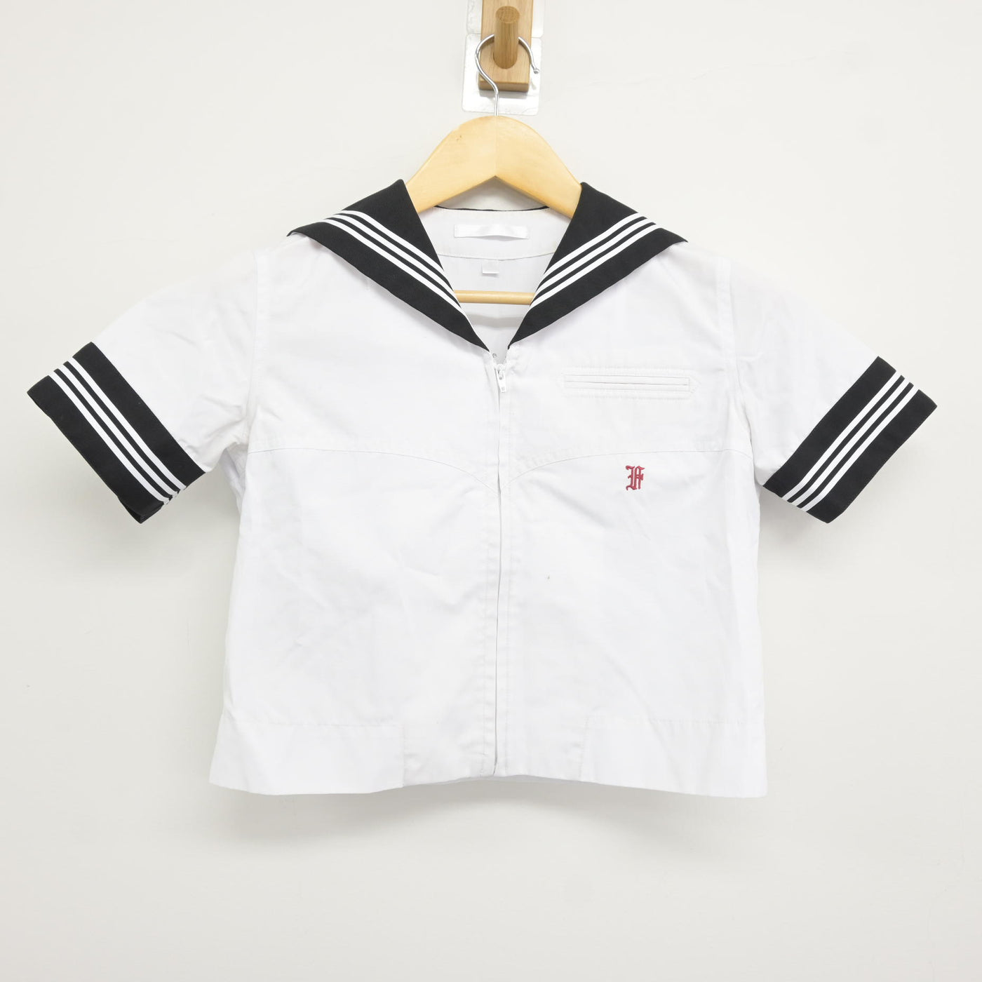 【中古】東京都 富士見中学校 女子制服 2点 (セーラー服・セーラー服) sf115920