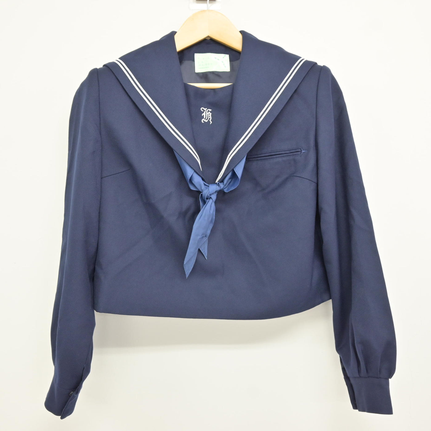 【中古】福岡県 平尾中学校 女子制服 3点 (セーラー服・ジャンパースカート) sf115961
