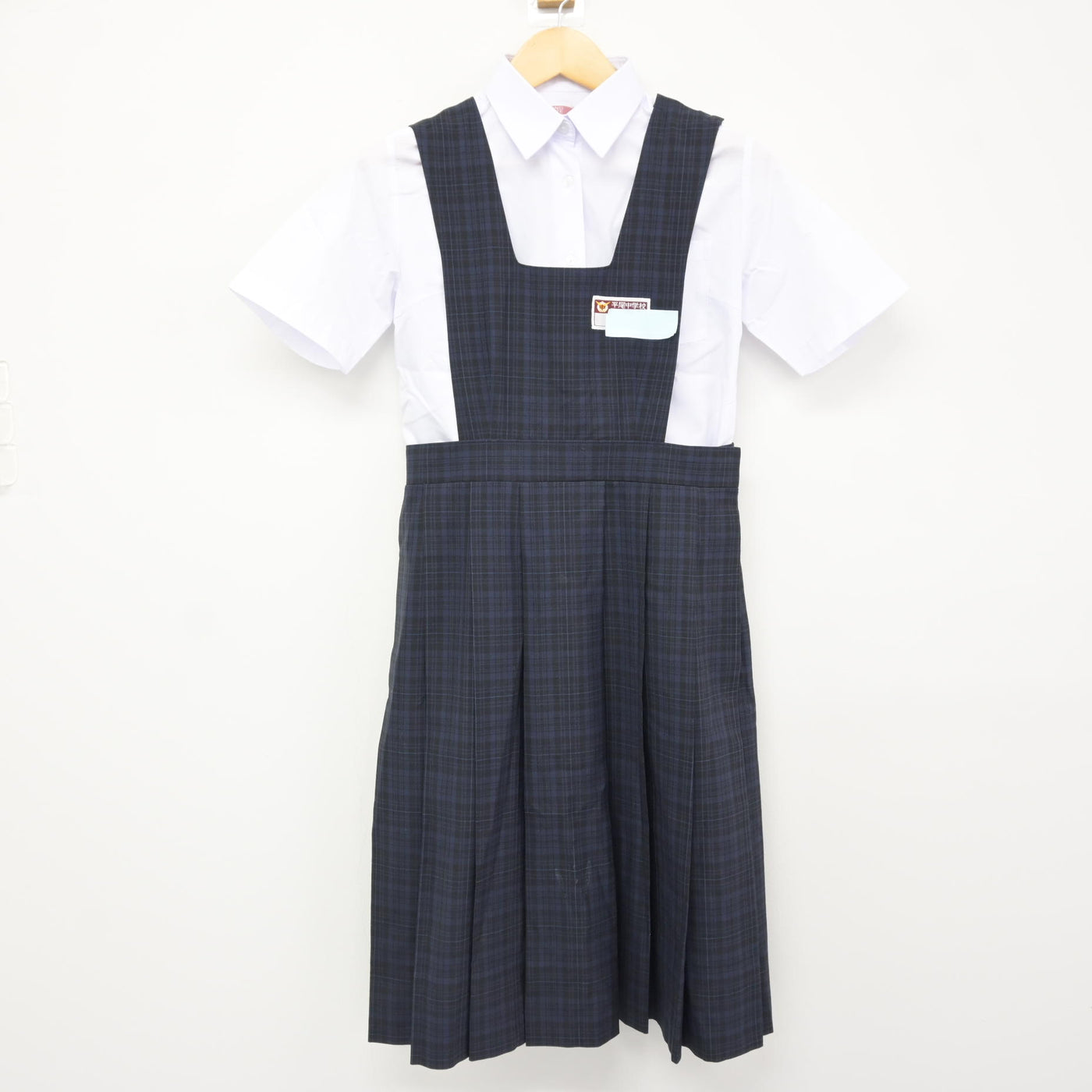 【中古】福岡県 平尾中学校 女子制服 2点 (シャツ・ジャンパースカート) sf115964