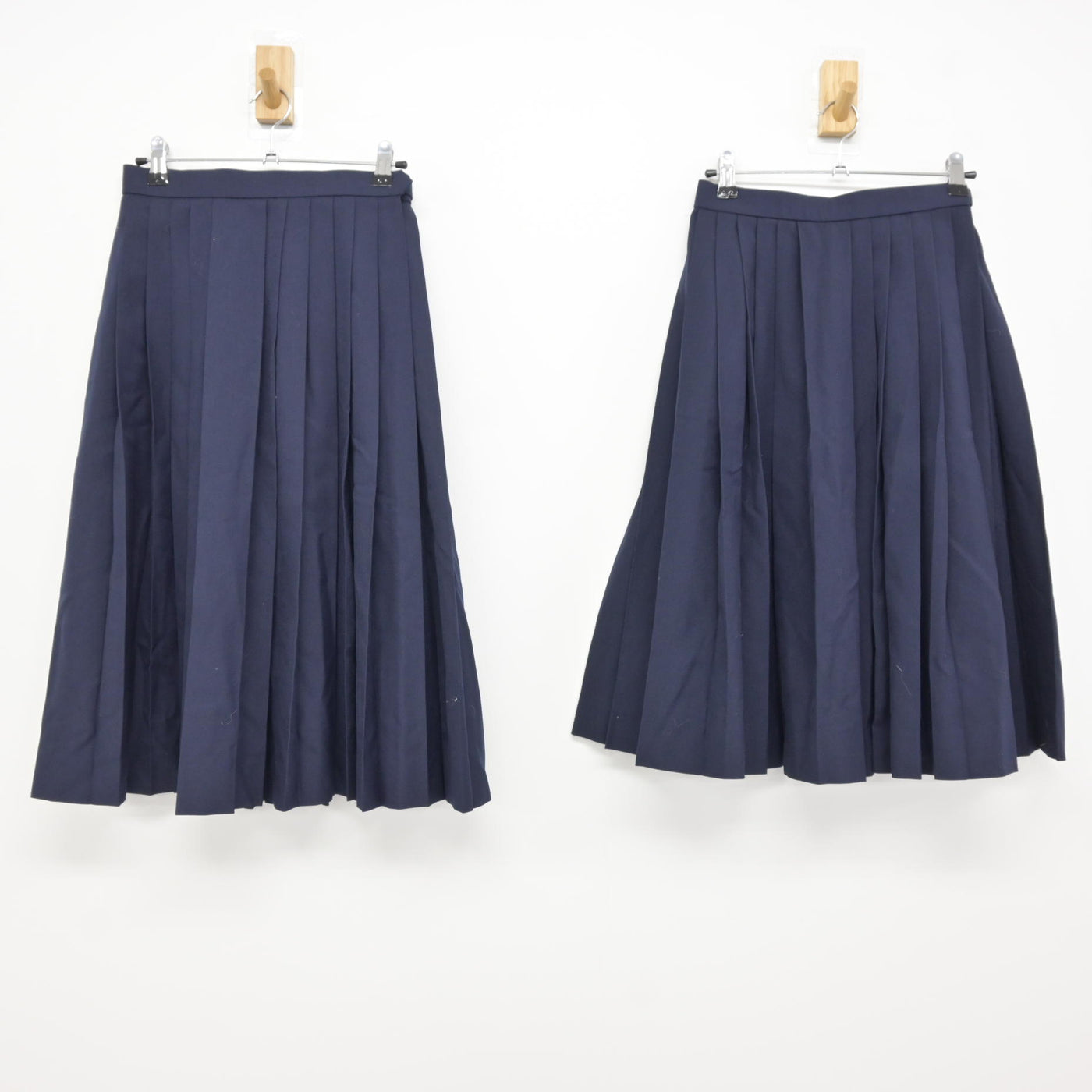 【中古】愛知県 当知中学校 女子制服 4点 (セーラー服・スカート・スカート) sf115976